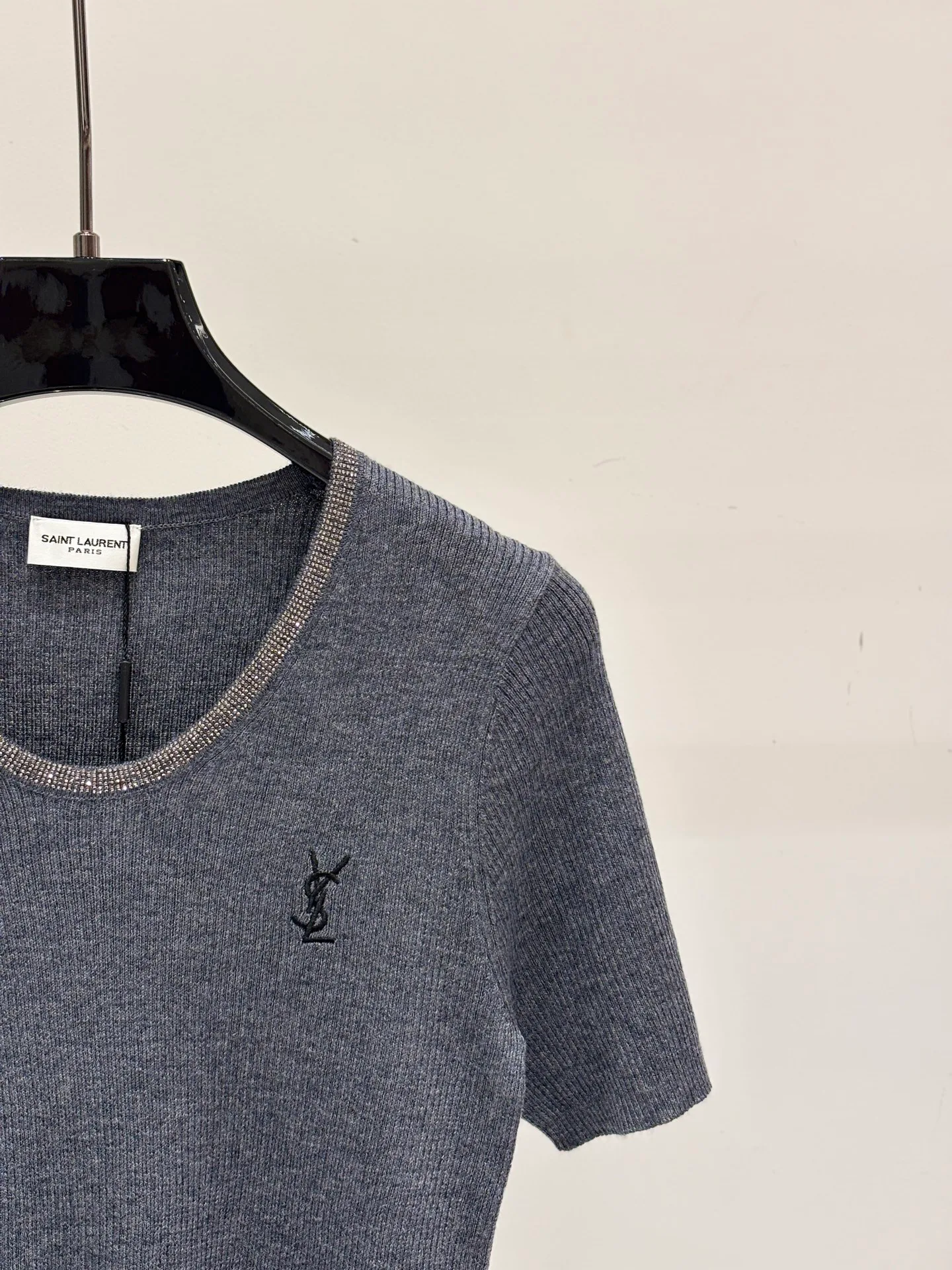 Футболки Женские Saint Laurent 18779077