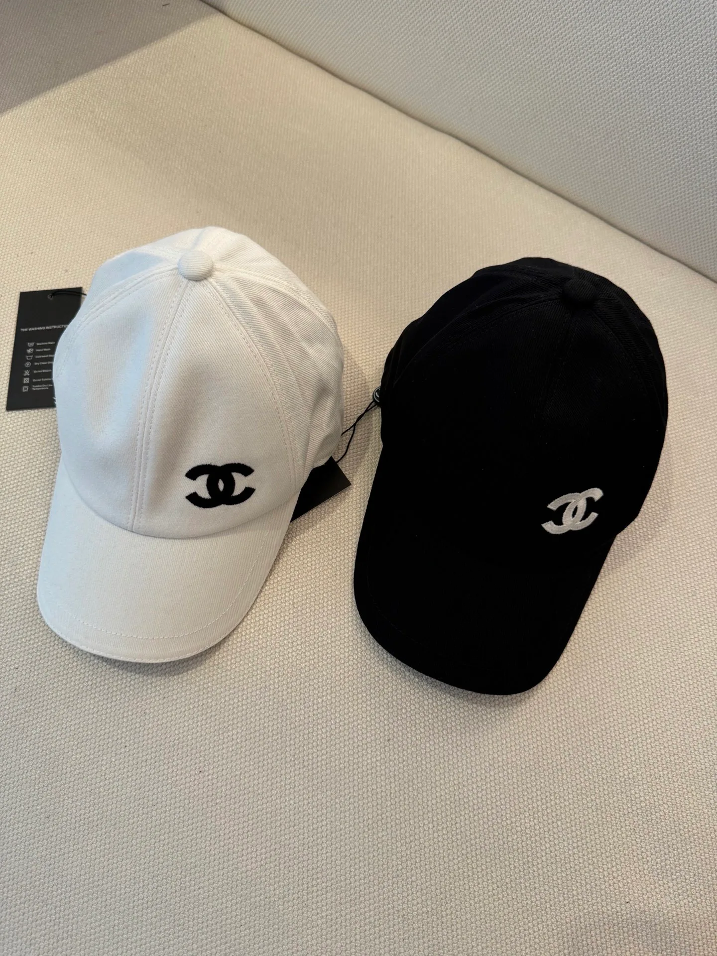 Головные Уборы Chanel 13476950