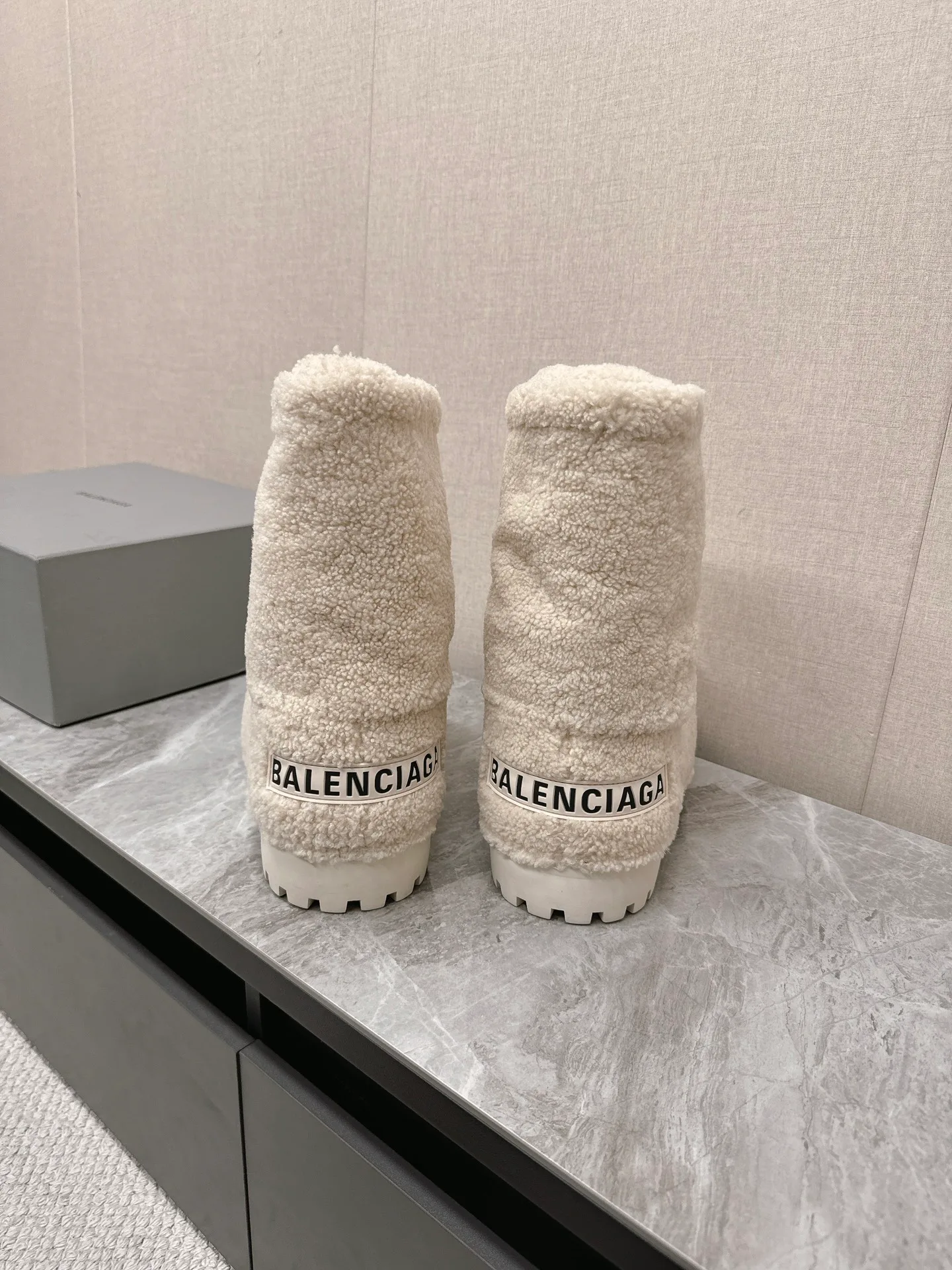 Угги Женские Balenciaga 18152906