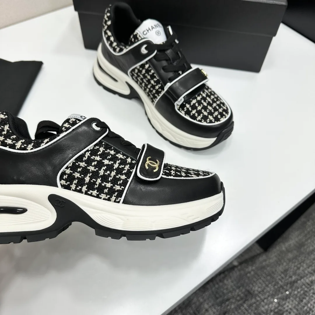 Кроссовки Женские Chanel 11463034