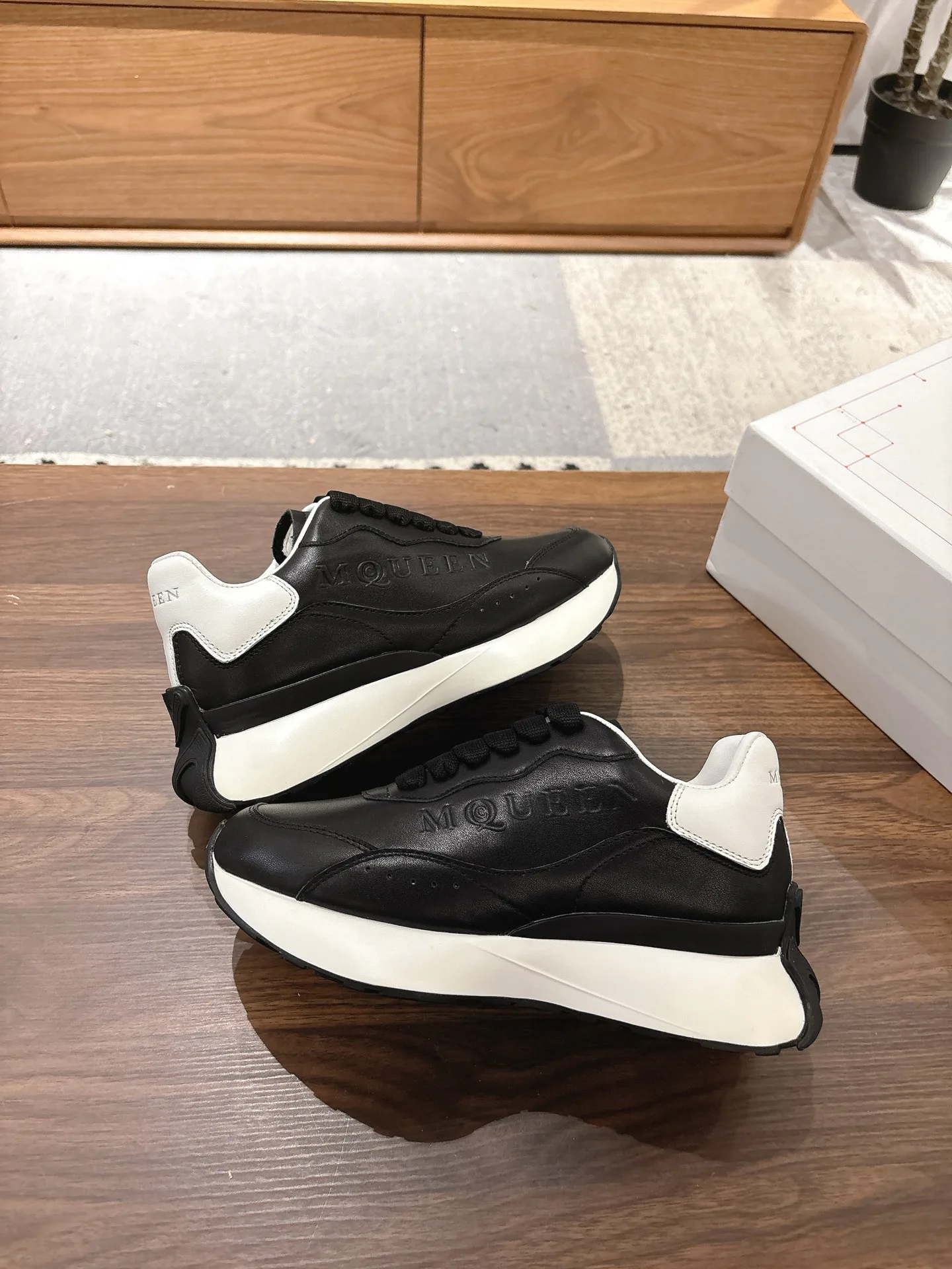 Кроссовки Женские Alexander Mcqueen 65902