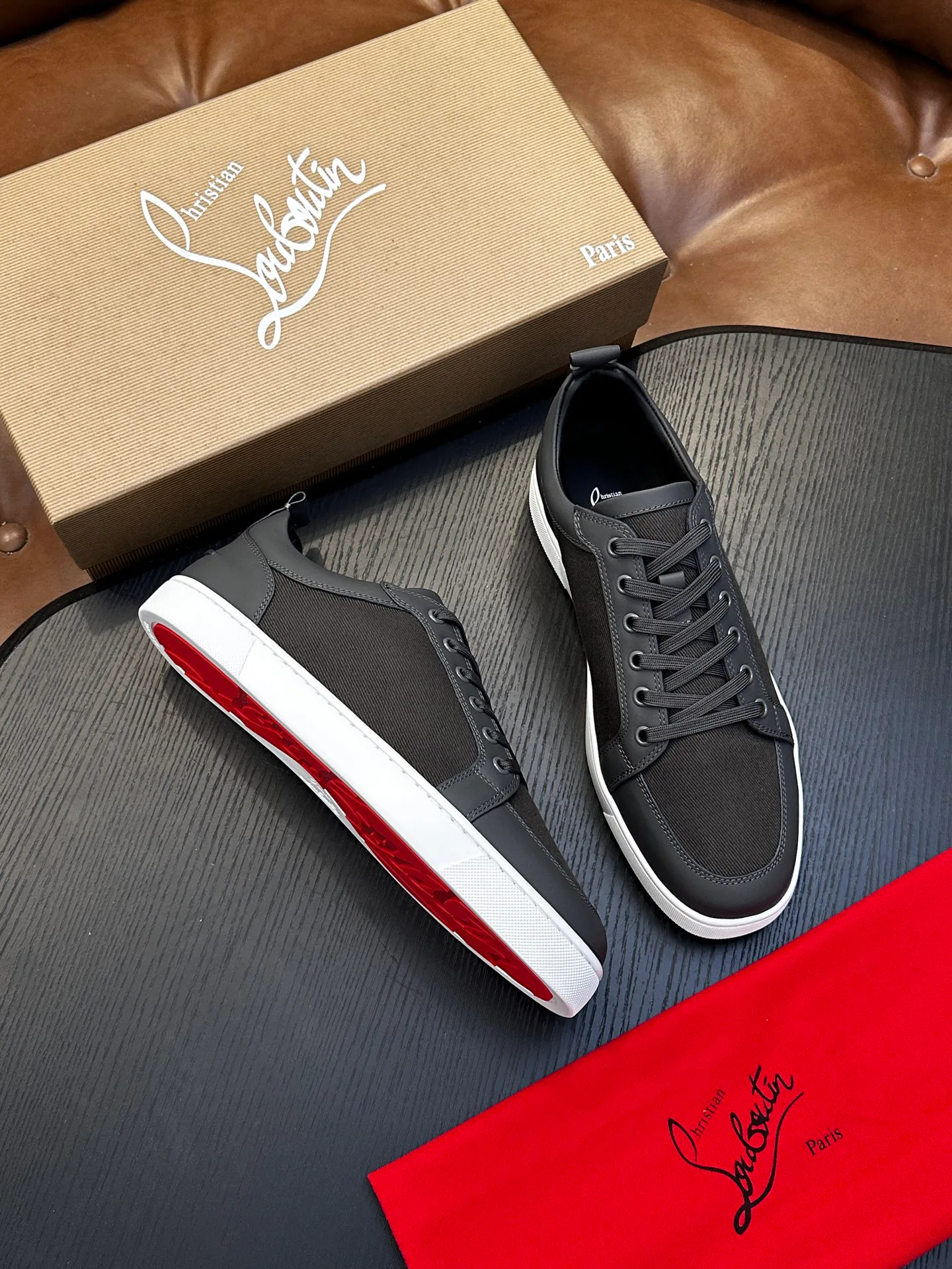 Кроссовки Мужские Christian Louboutin 18789553