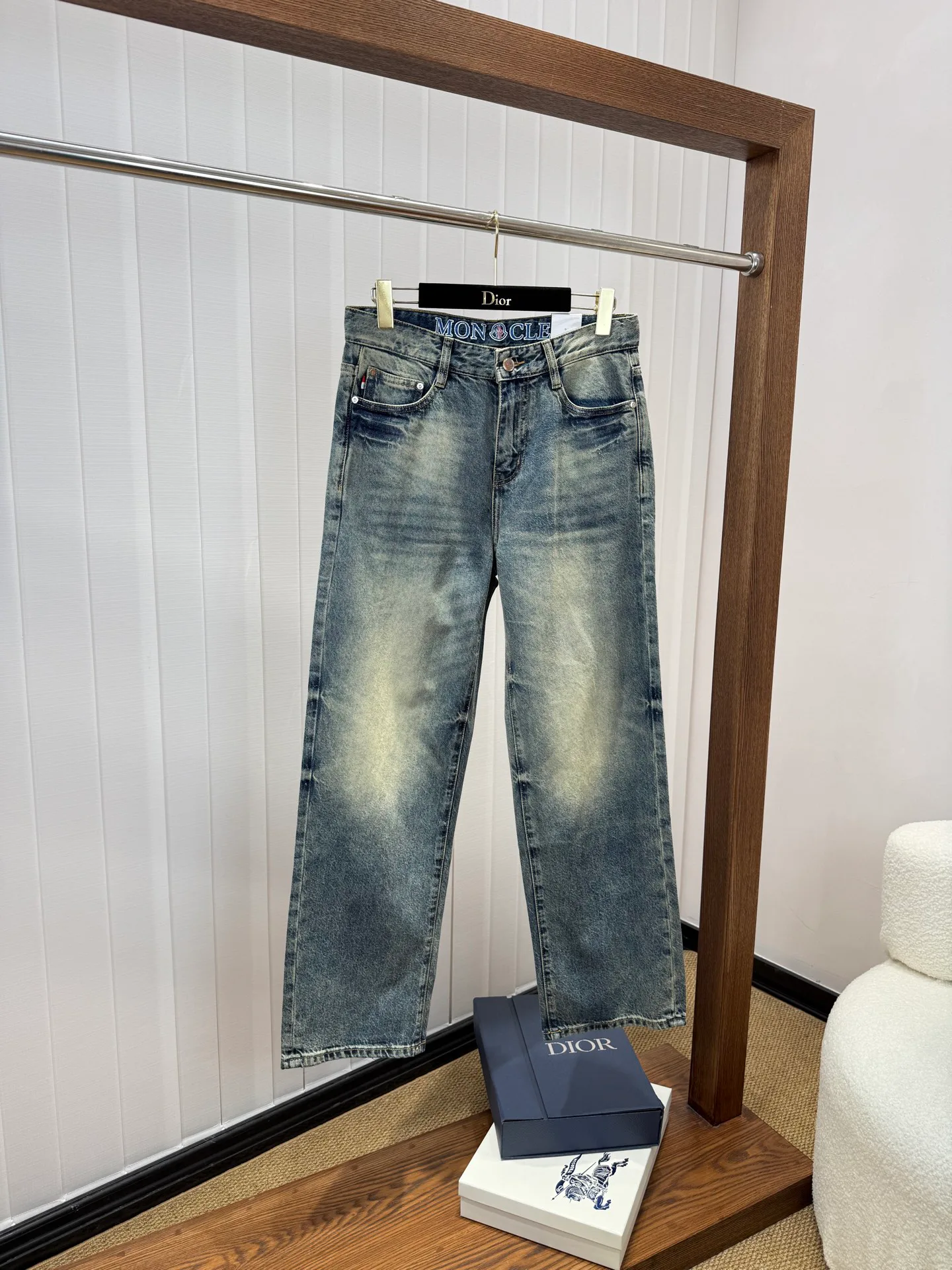 Джинсы Мужские Moncler 18029755