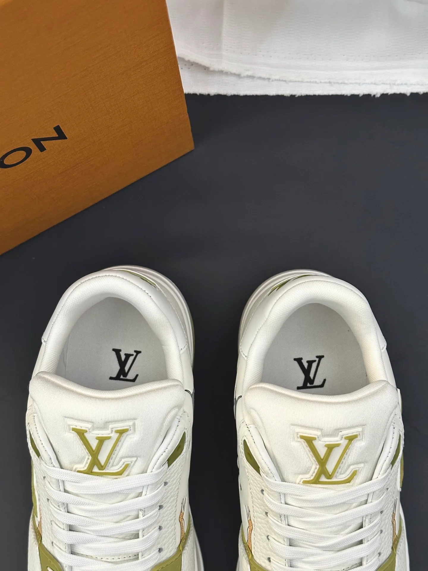 Кроссовки Мужские Louis Vuitton 1801563