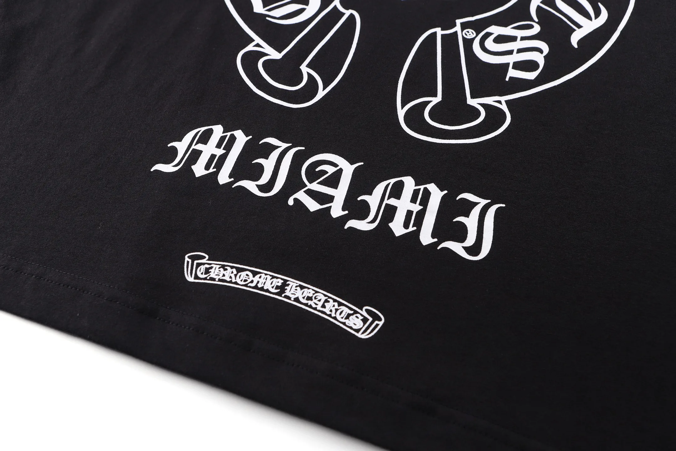 Футболки Женские Chrome Hearts 11699261