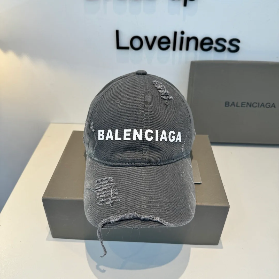 Головные Уборы Balenciaga 11633366