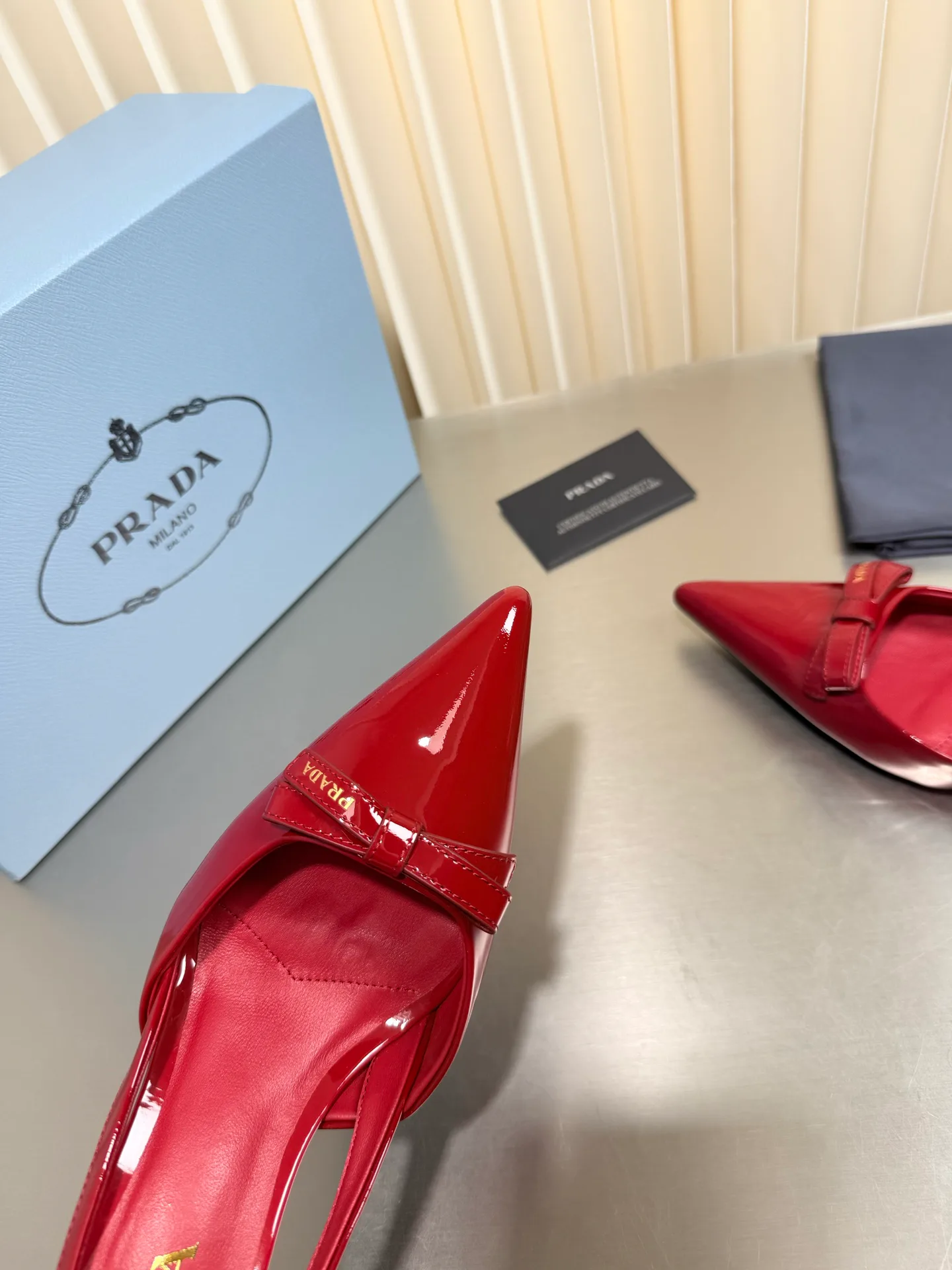 Туфли Женские Prada 18083093