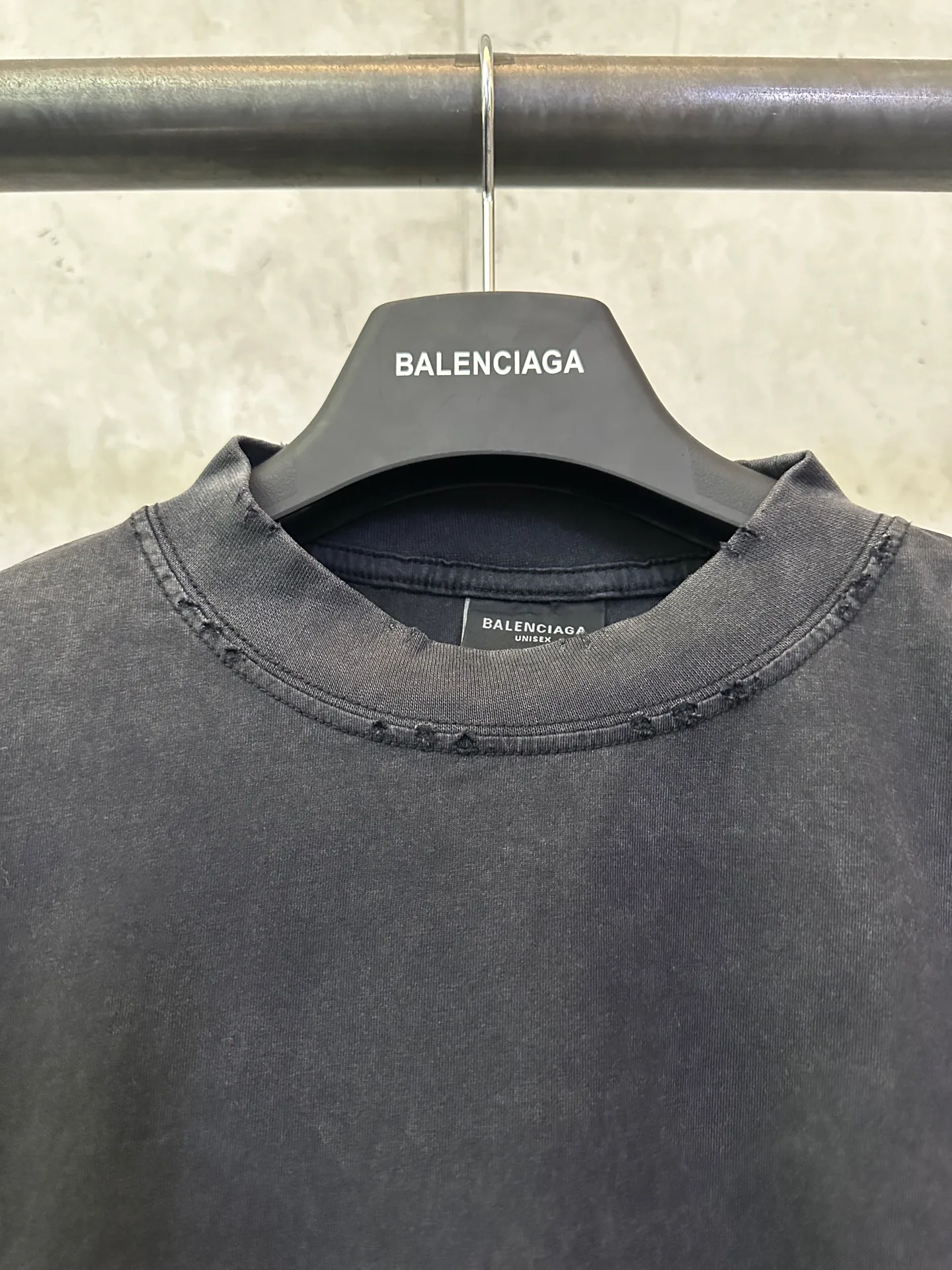 Футболки Женские Balenciaga 658390