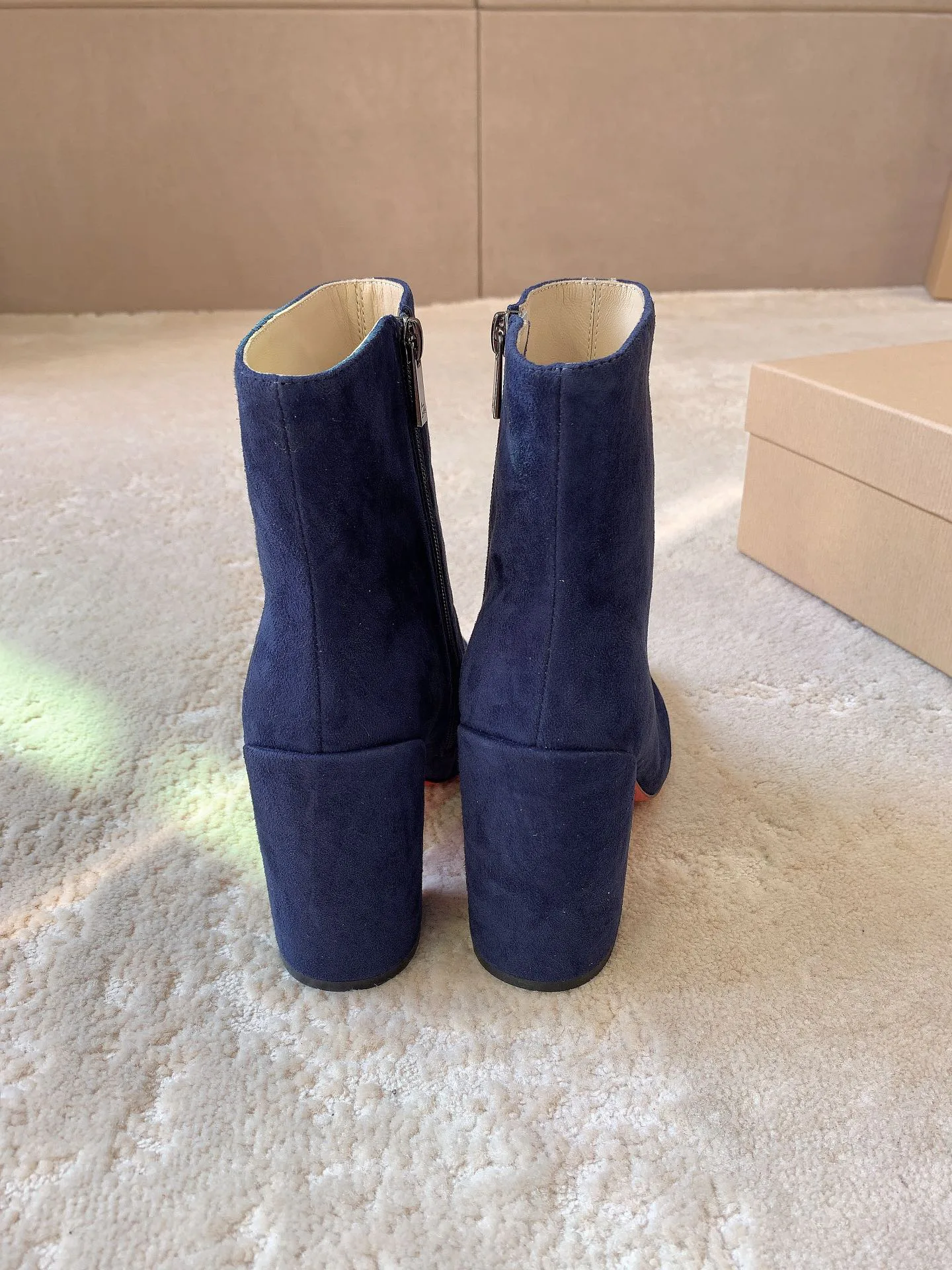 Ботильоны Женские Christian Louboutin 17962851