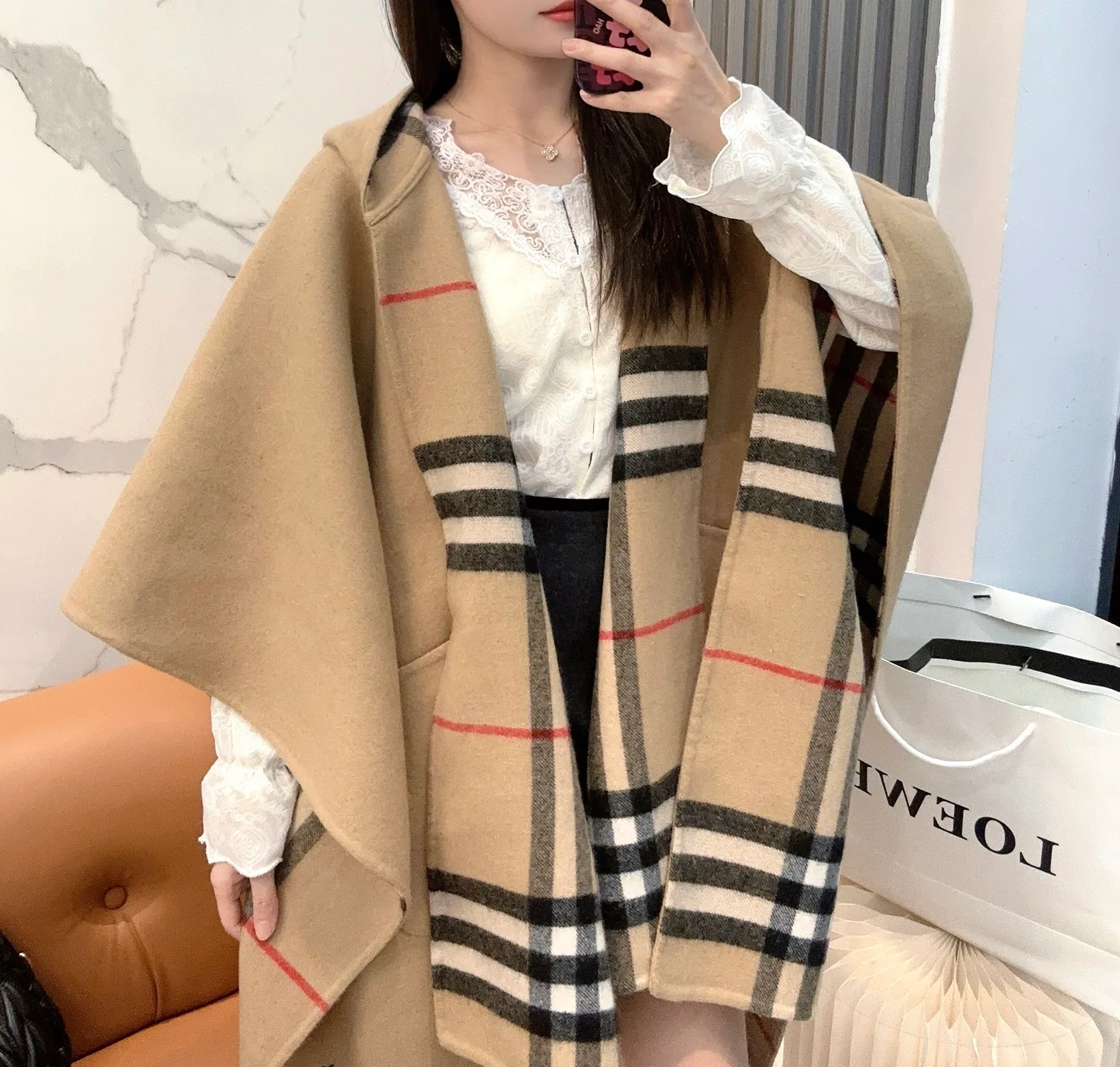 Пальто Женские Burberry 18709642