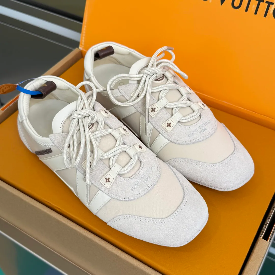 Кроссовки Женские Louis Vuitton 3134379