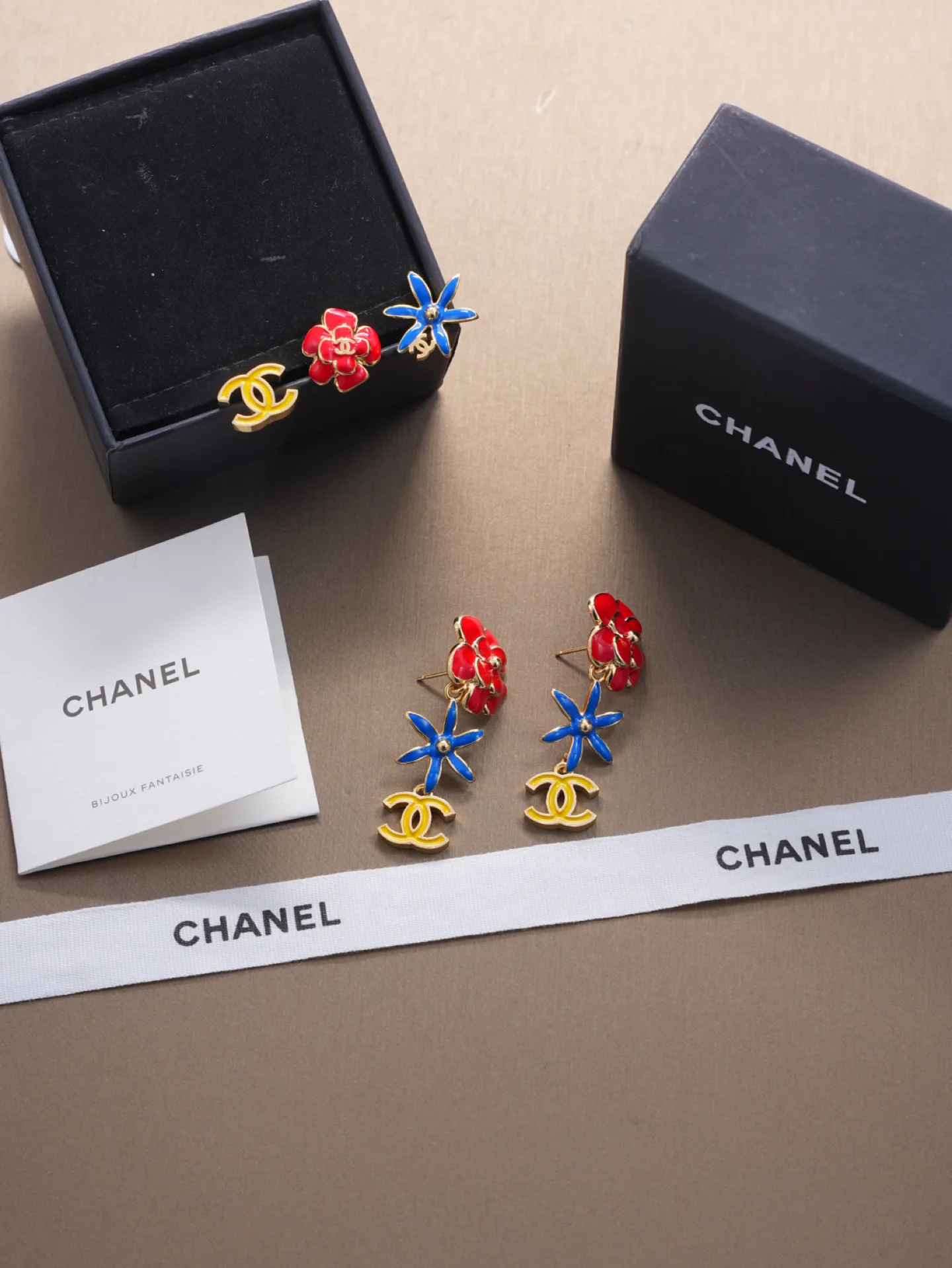 Бижутерия Chanel 5444537