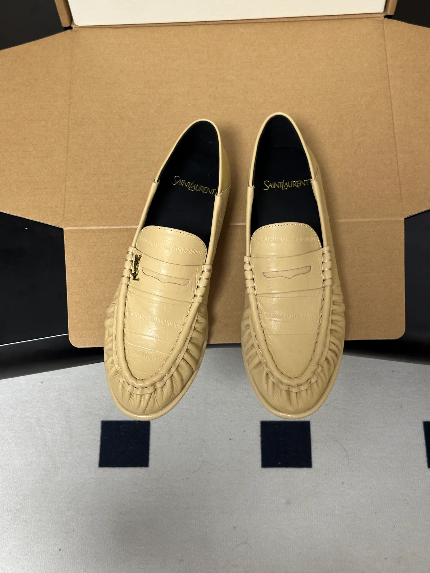 Лоферы И Мокасины Женские Saint Laurent 18049120