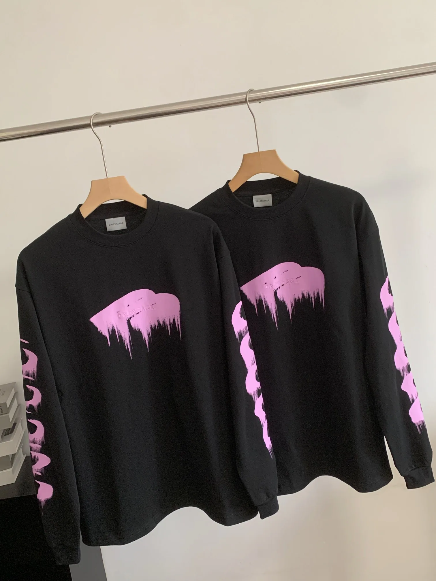 Футболки Женские Balenciaga 18562671