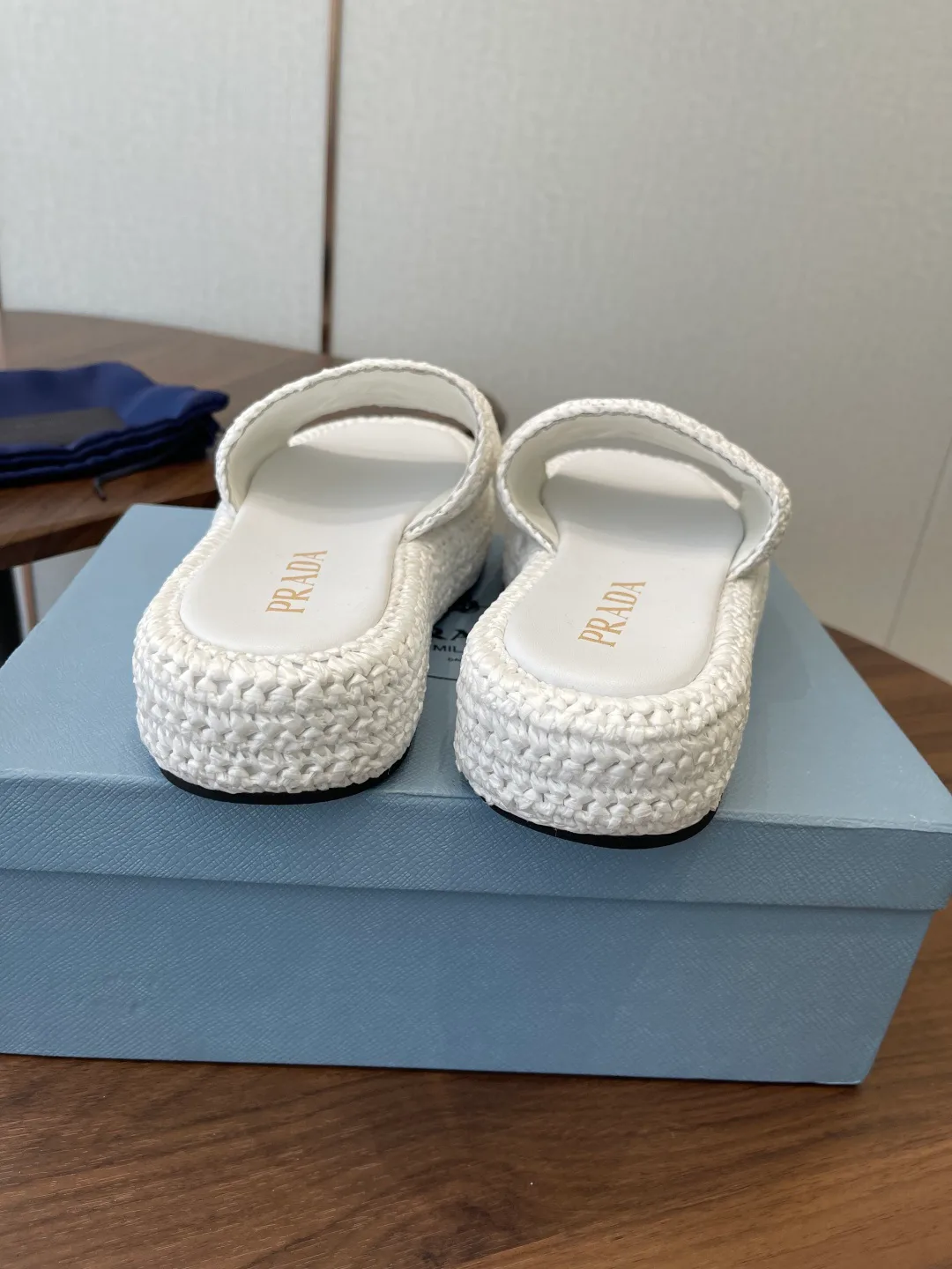 Шлепанцы Женские Prada 11484926