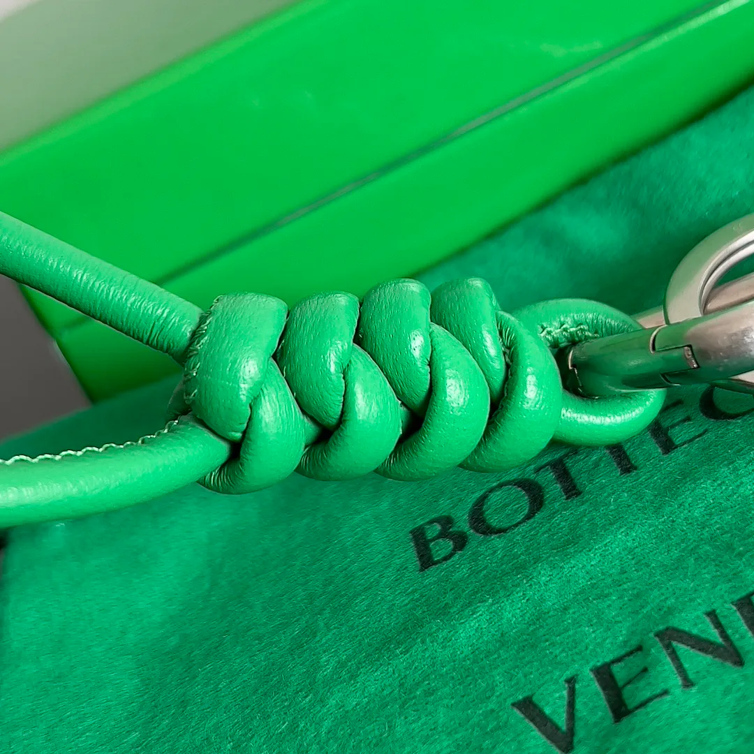 Ключницы Bottega Veneta 595686