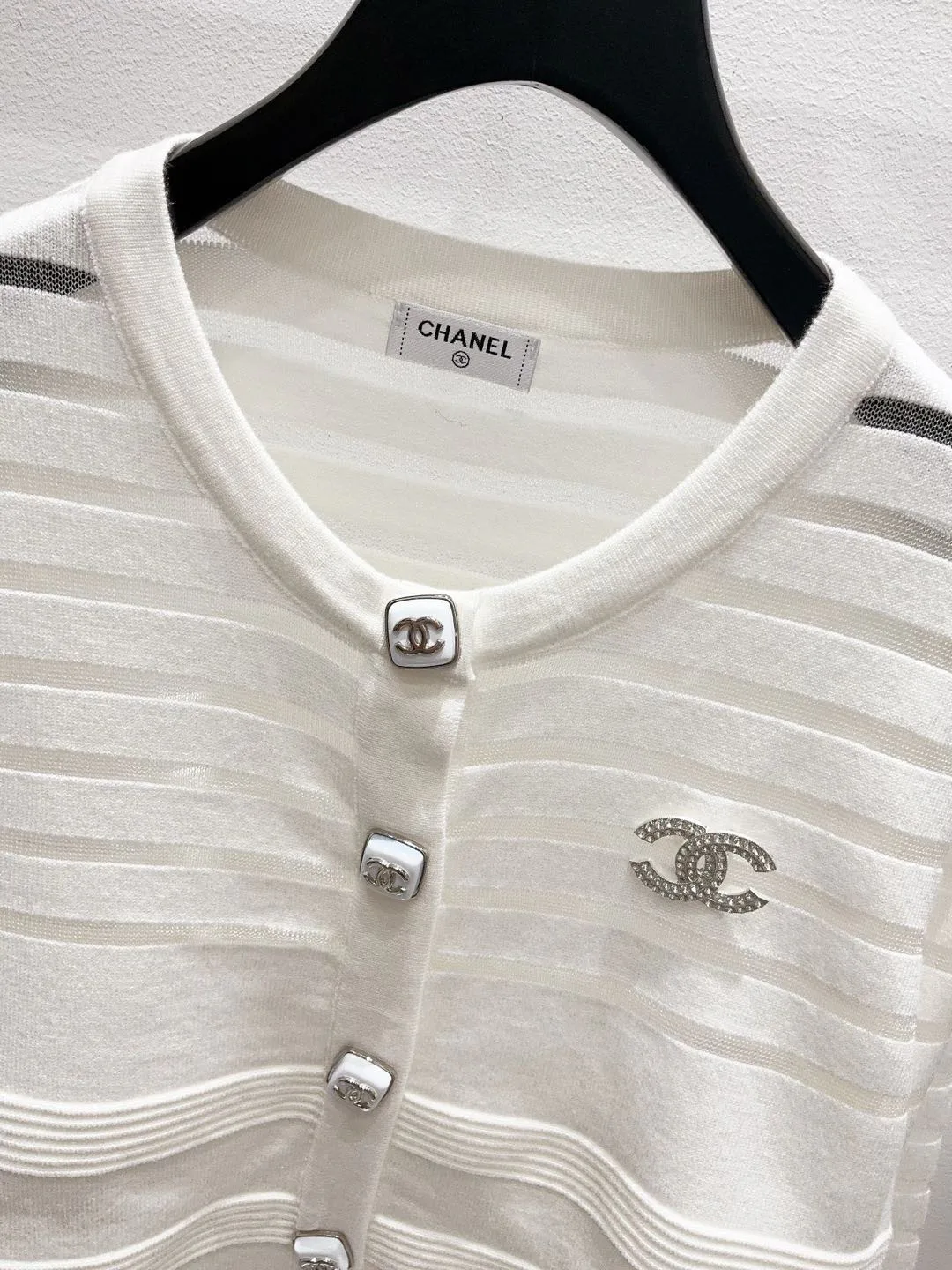 Джемперы И Свитеры Женские Chanel 17737228