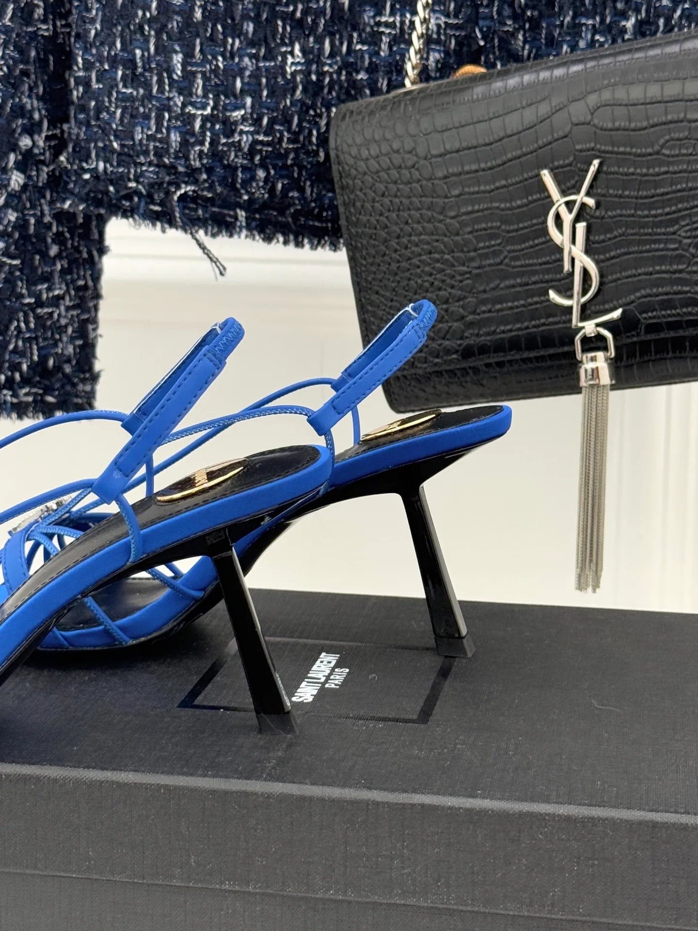 Босоножки Женские Saint Laurent 14148355