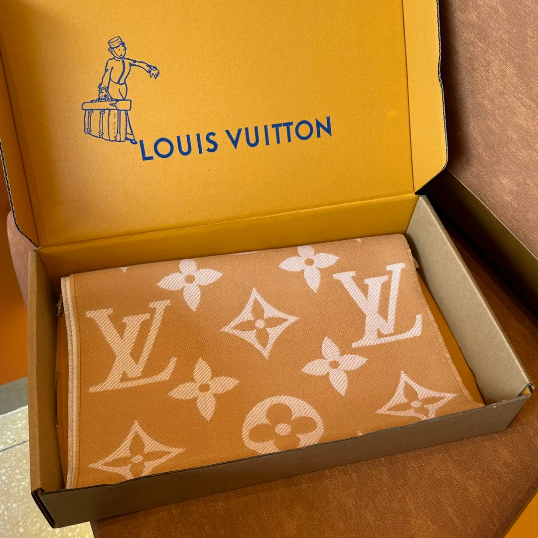 Шарфы Louis Vuitton 4445