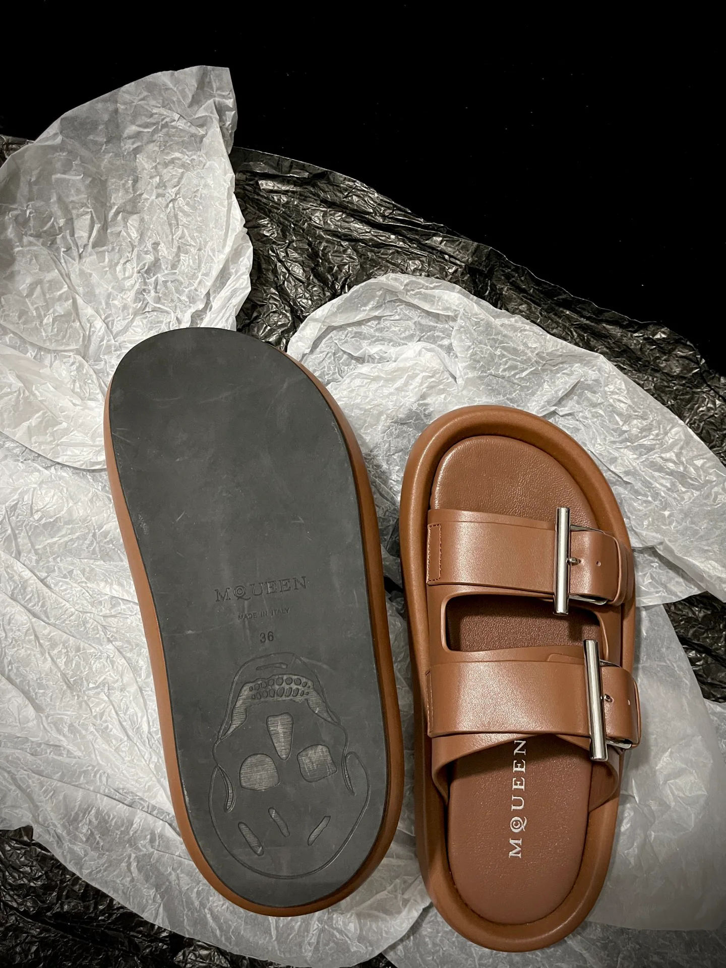 Шлепанцы Женские Alexander Mcqueen 10370