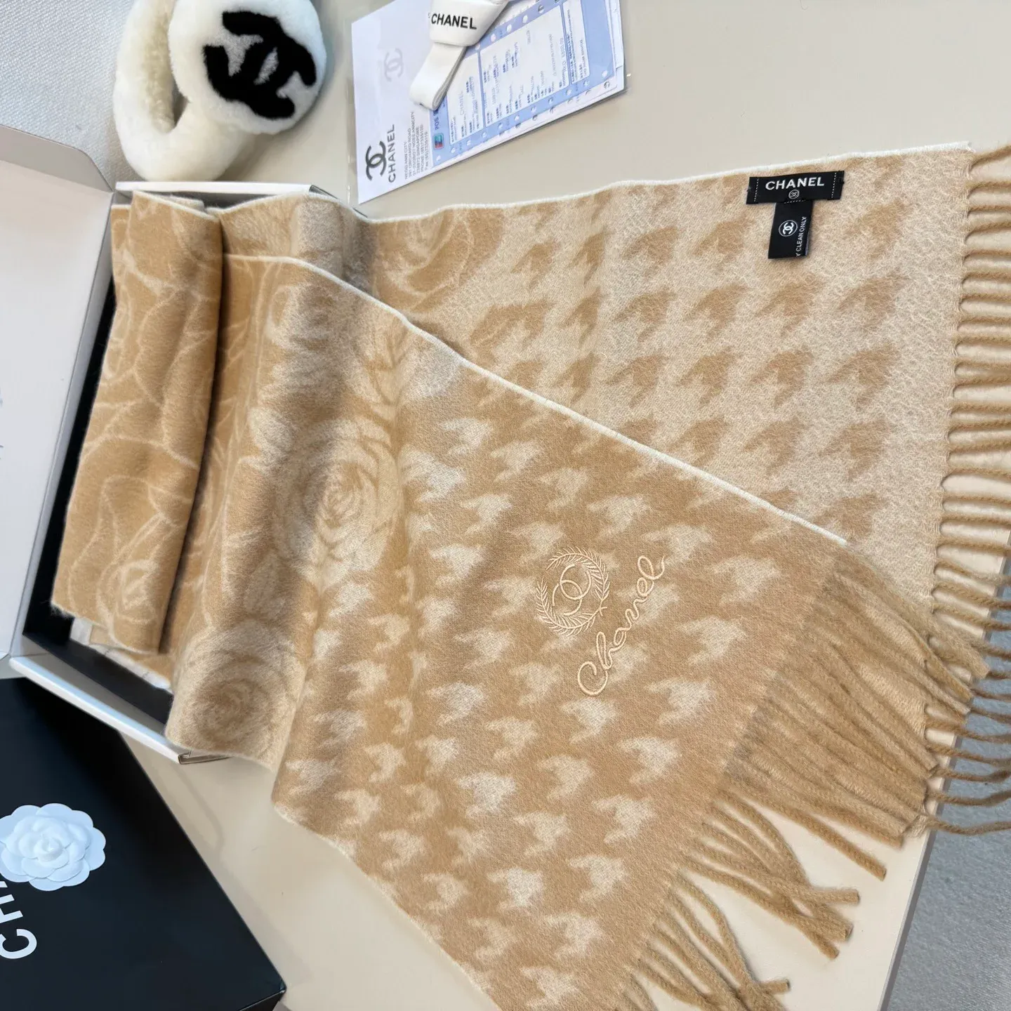 Шарфы Chanel 832090