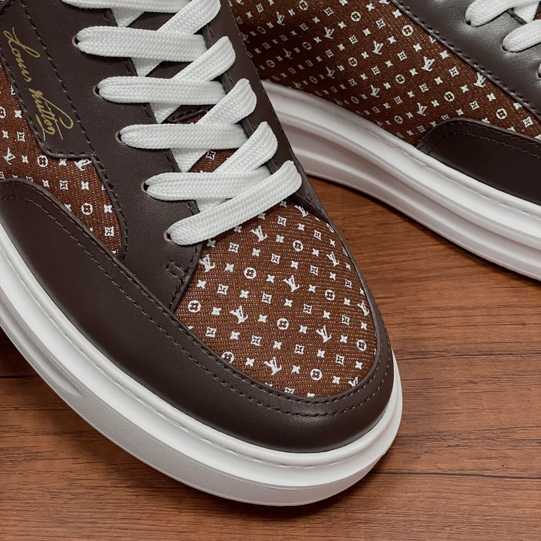Кроссовки Мужские Louis Vuitton 18000609