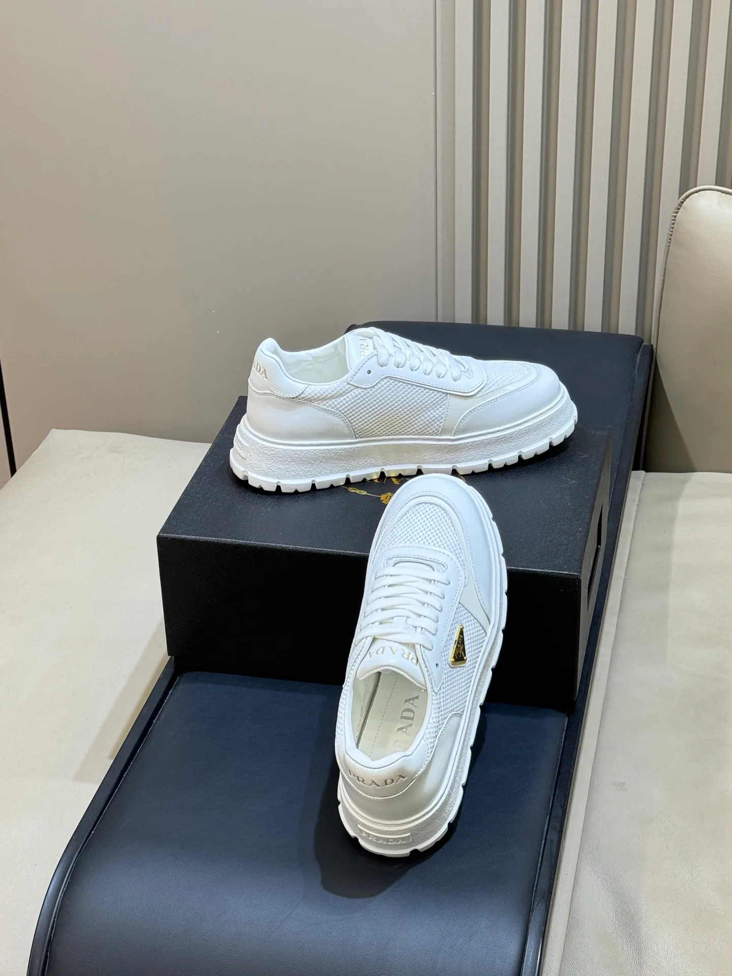Кроссовки Мужские Prada 17915325