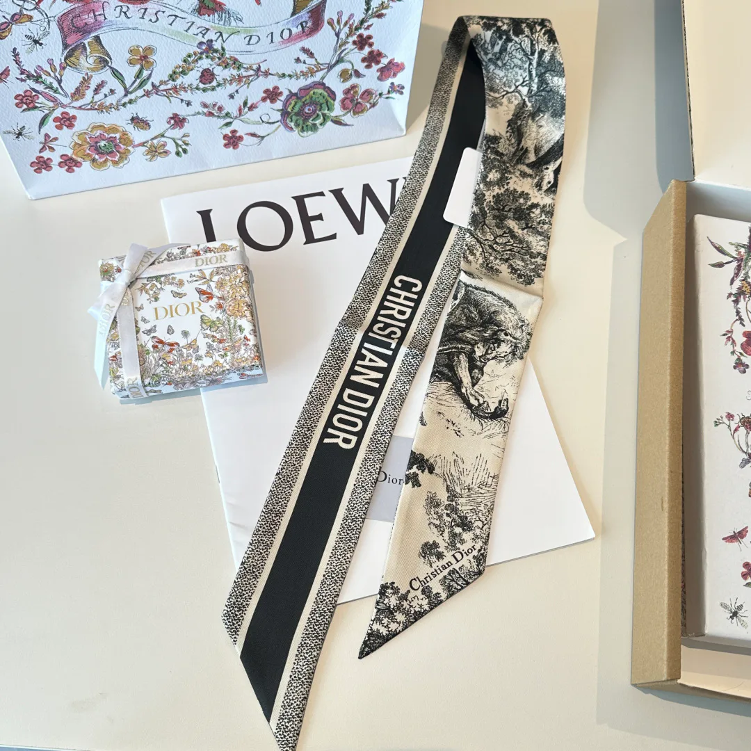 Платки Christian Dior 4972418
