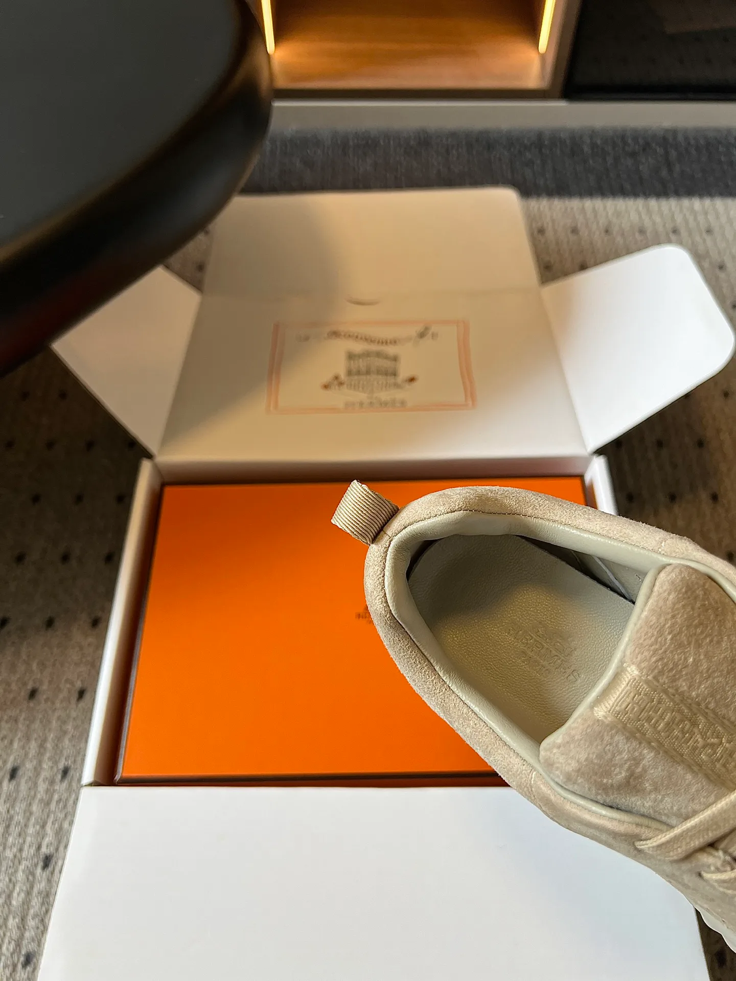 Кроссовки Женские Hermes 17625158