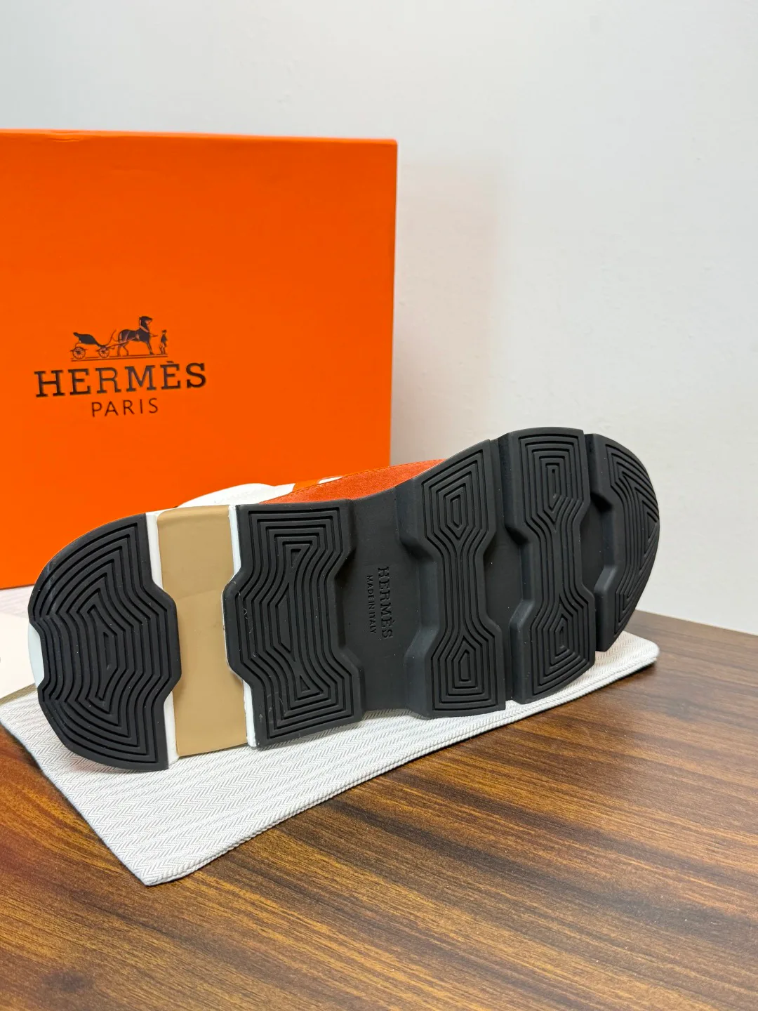 Кроссовки Мужские Hermes 19166903