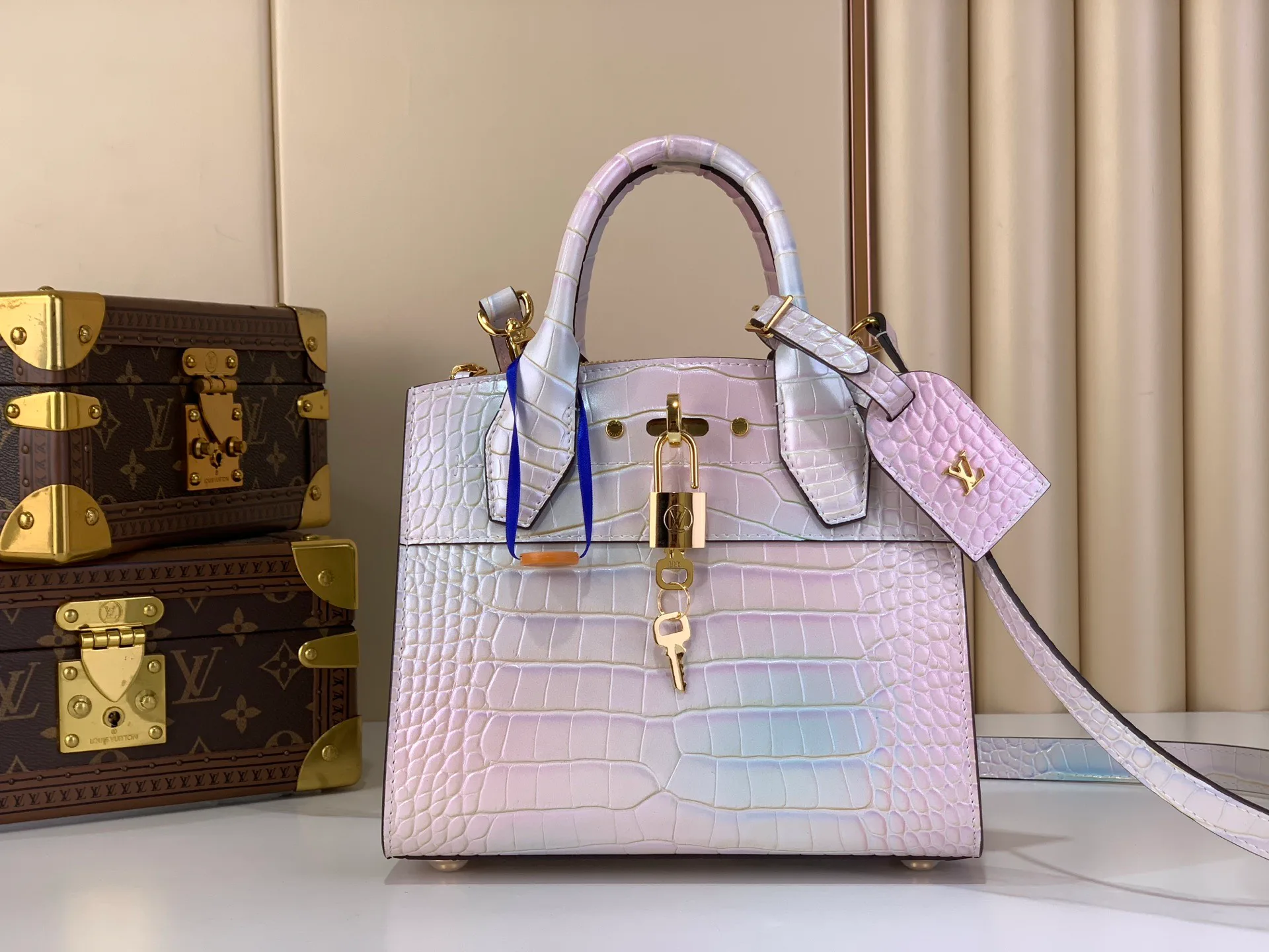 Классические Сумки Женские Louis Vuitton 5904537