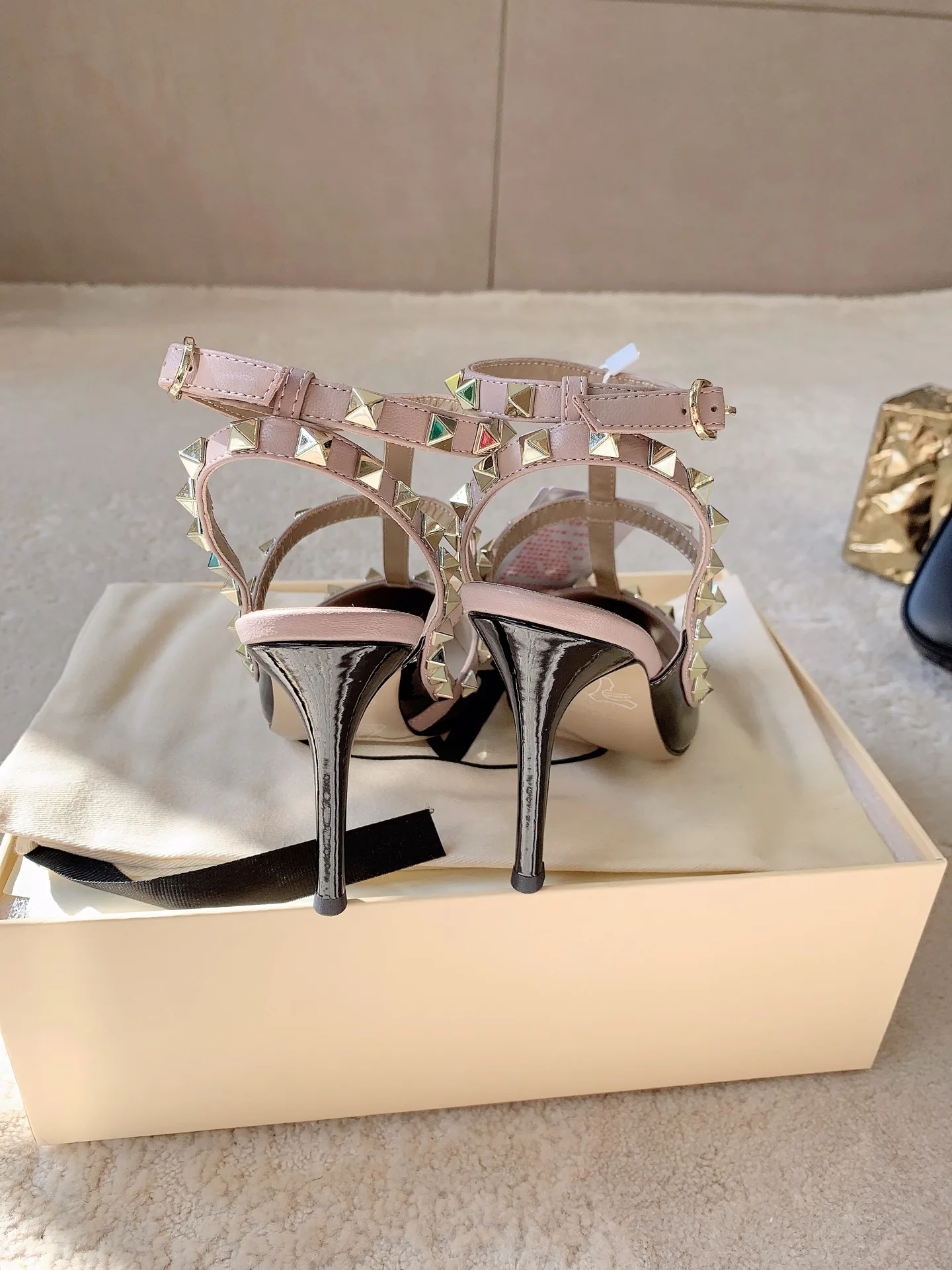 Босоножки Женские Valentino 11492600