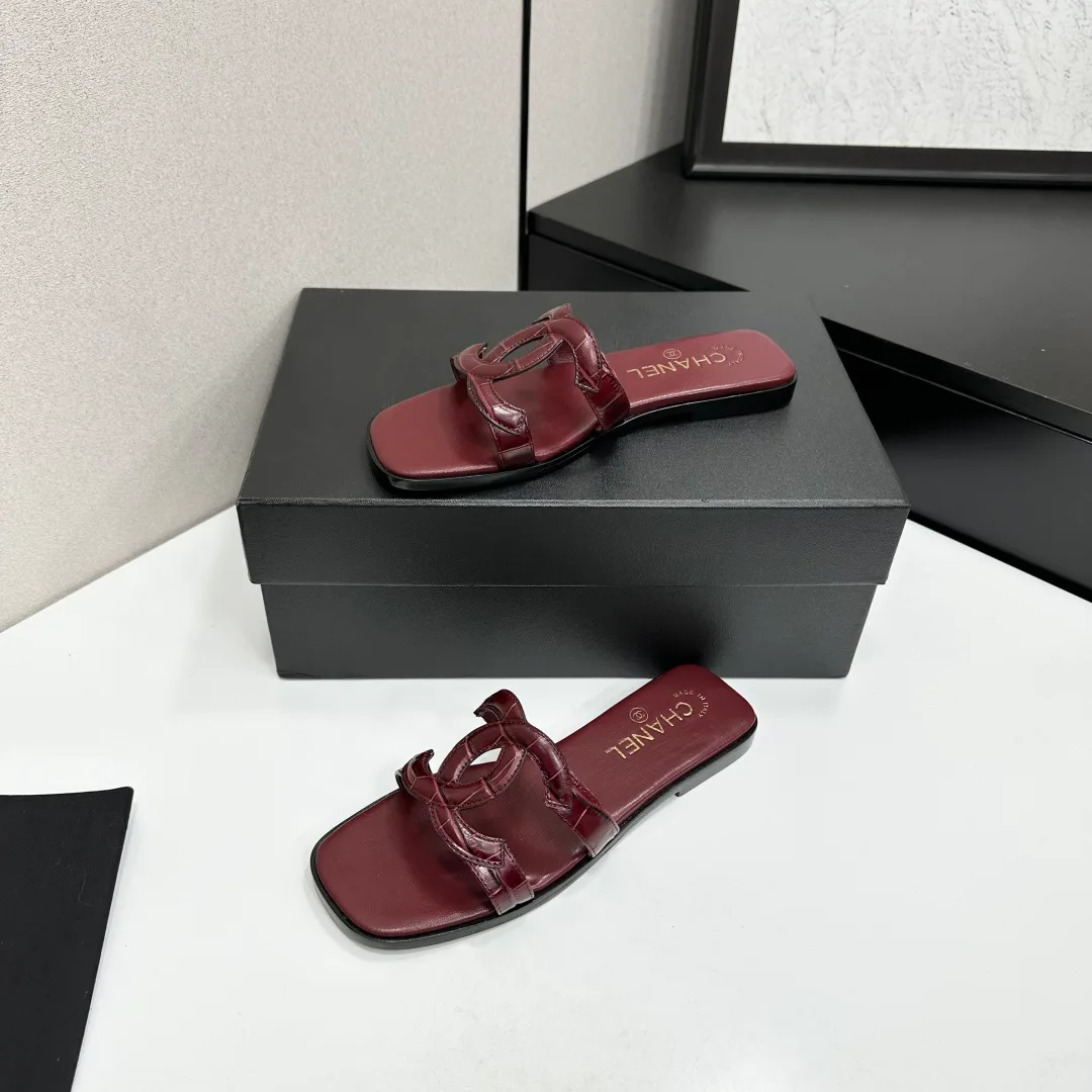 Шлепанцы Женские Chanel 11529463