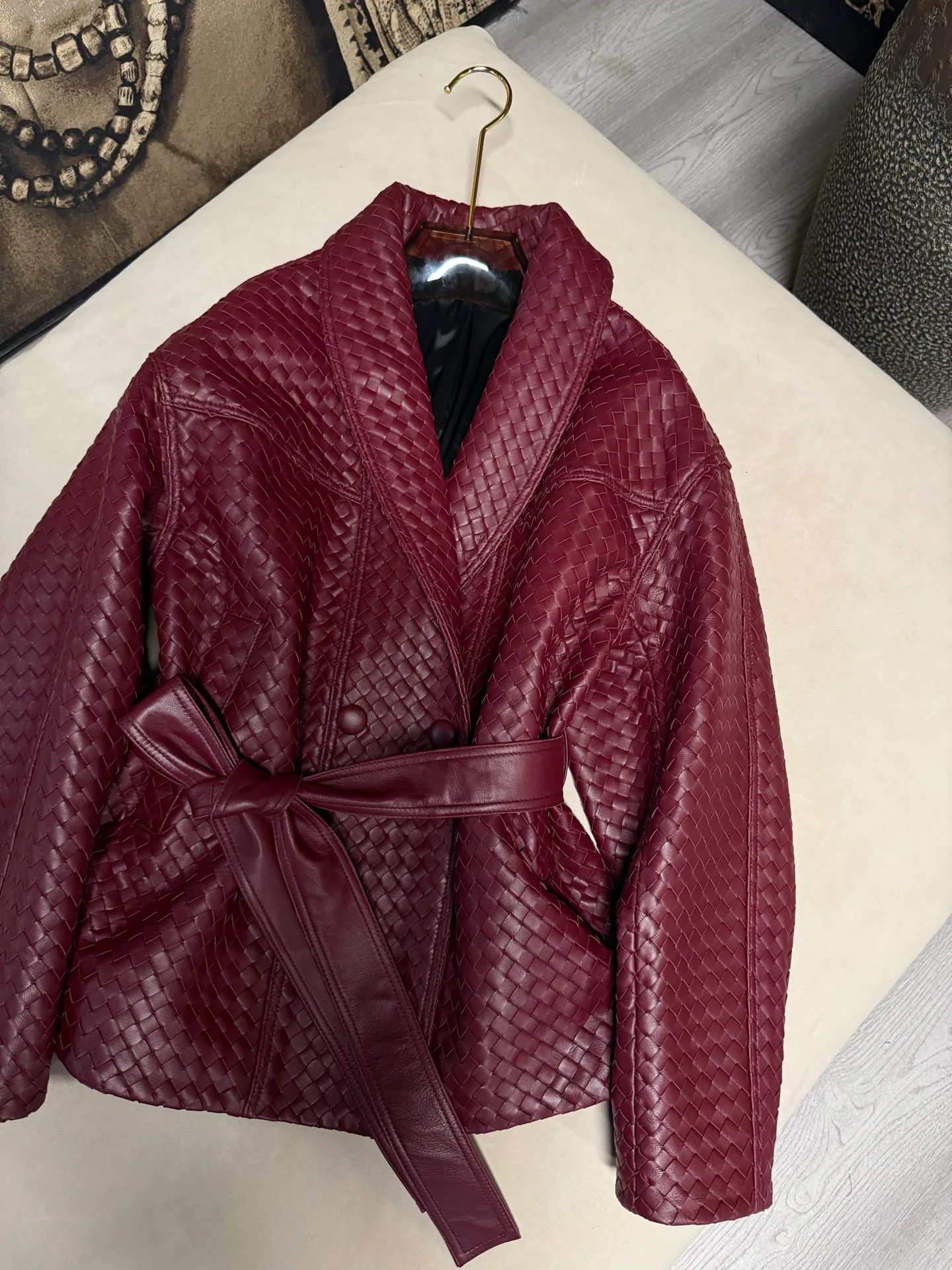 Кожаные Куртки И Дублёнки Женские Bottega Veneta 18208788