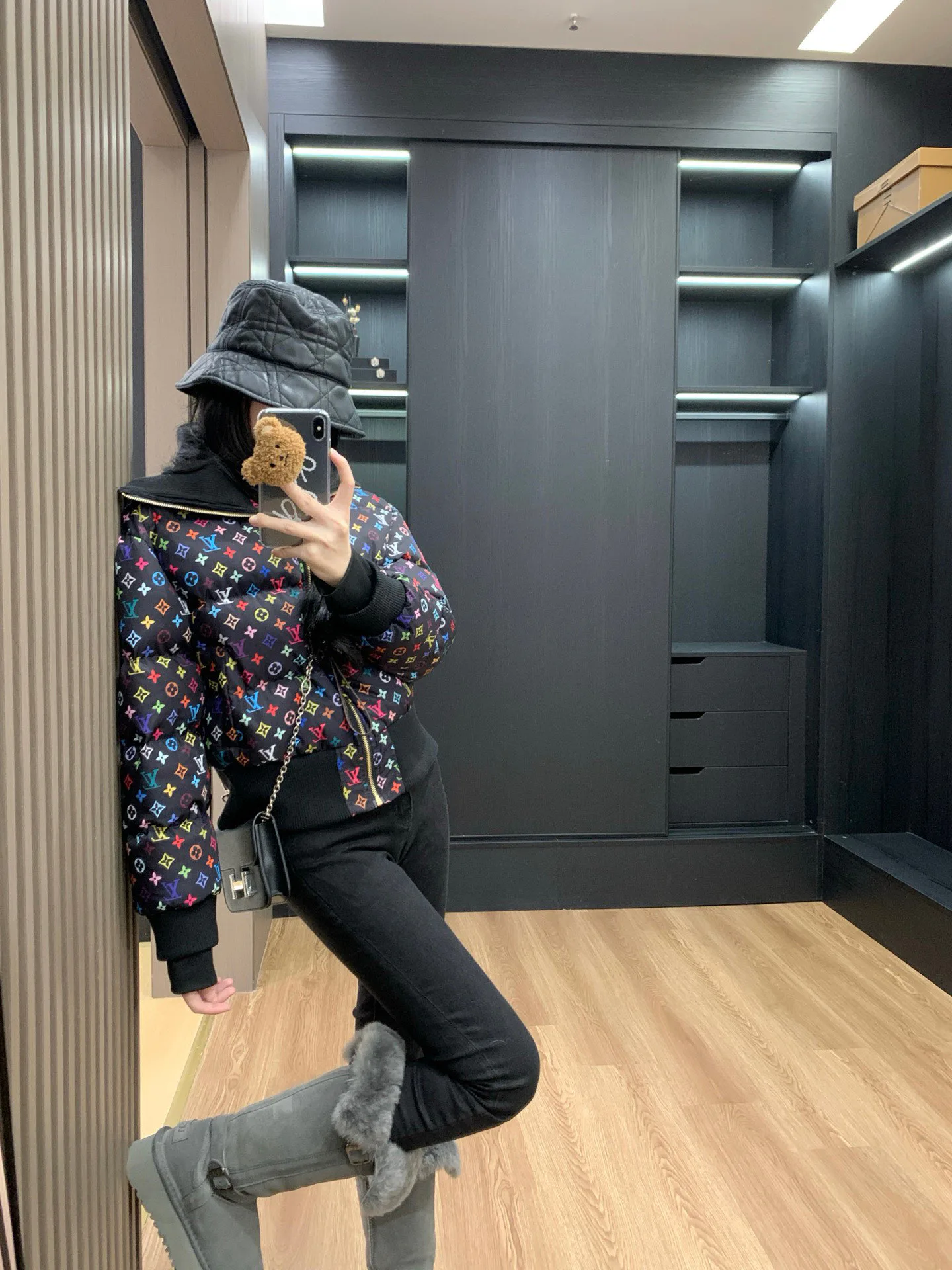 Куртки И Пуховики Женские Louis Vuitton 1315367