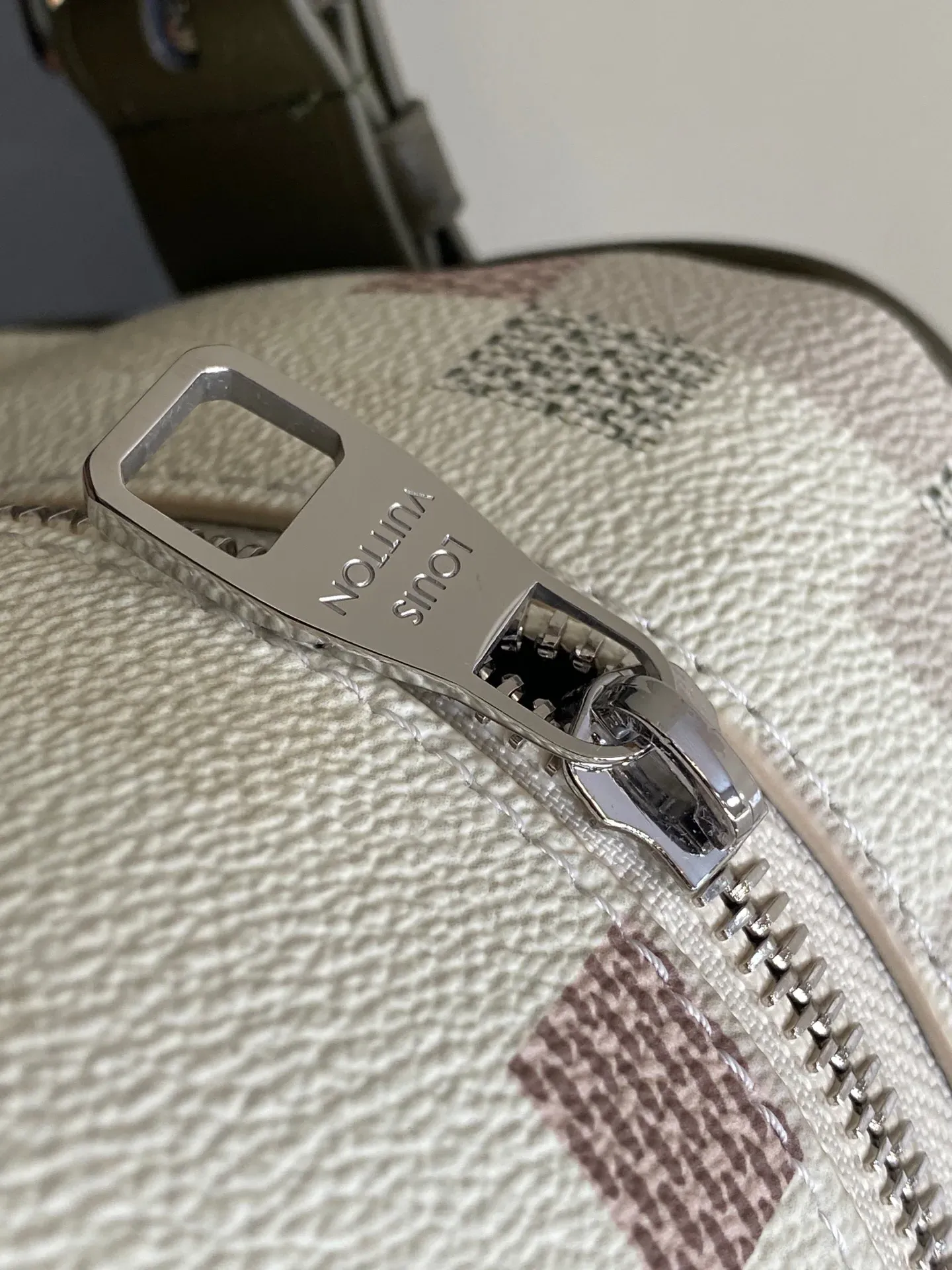 Клатчи Женские Louis Vuitton 10984