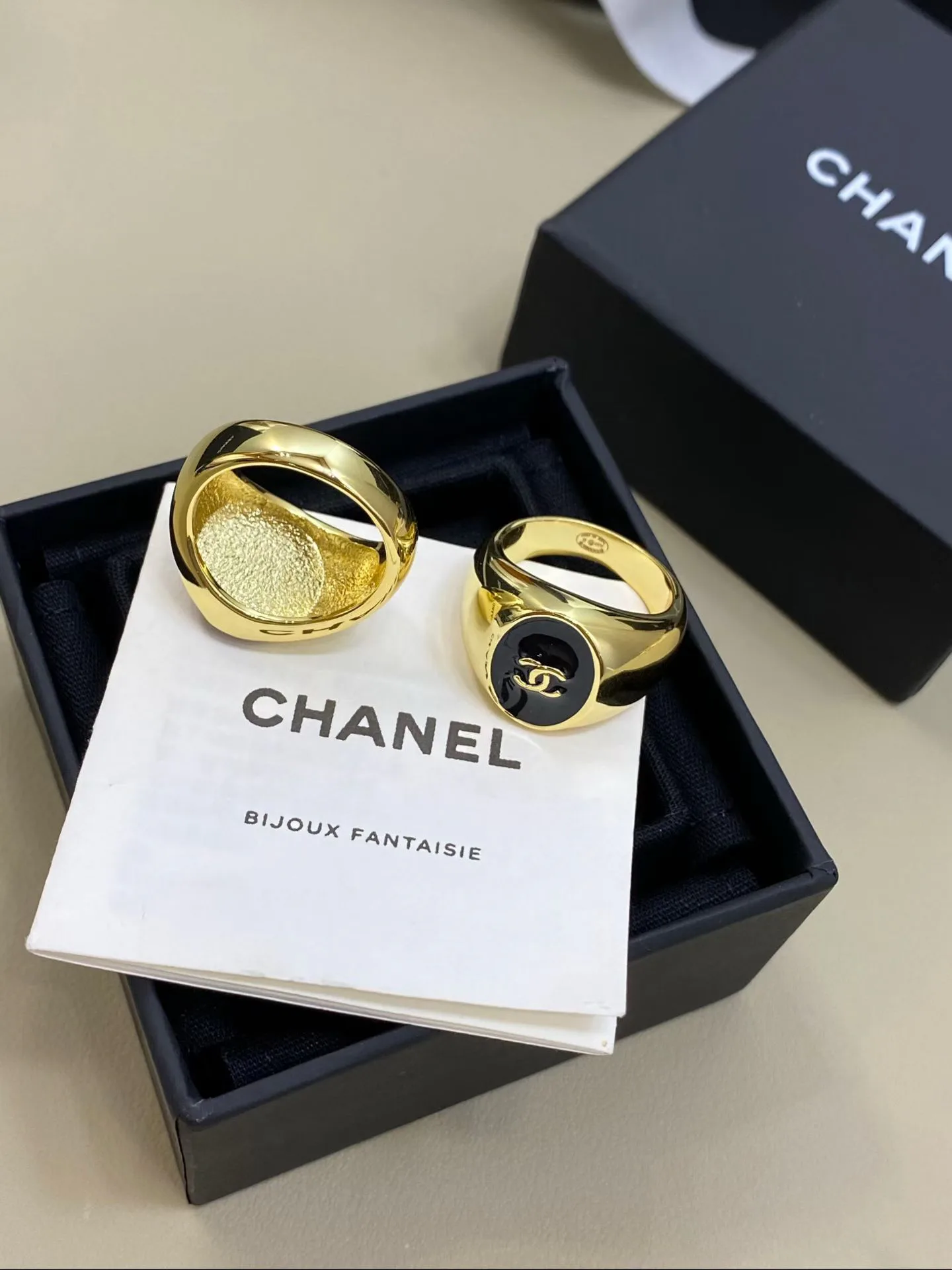Бижутерия Chanel 18123087