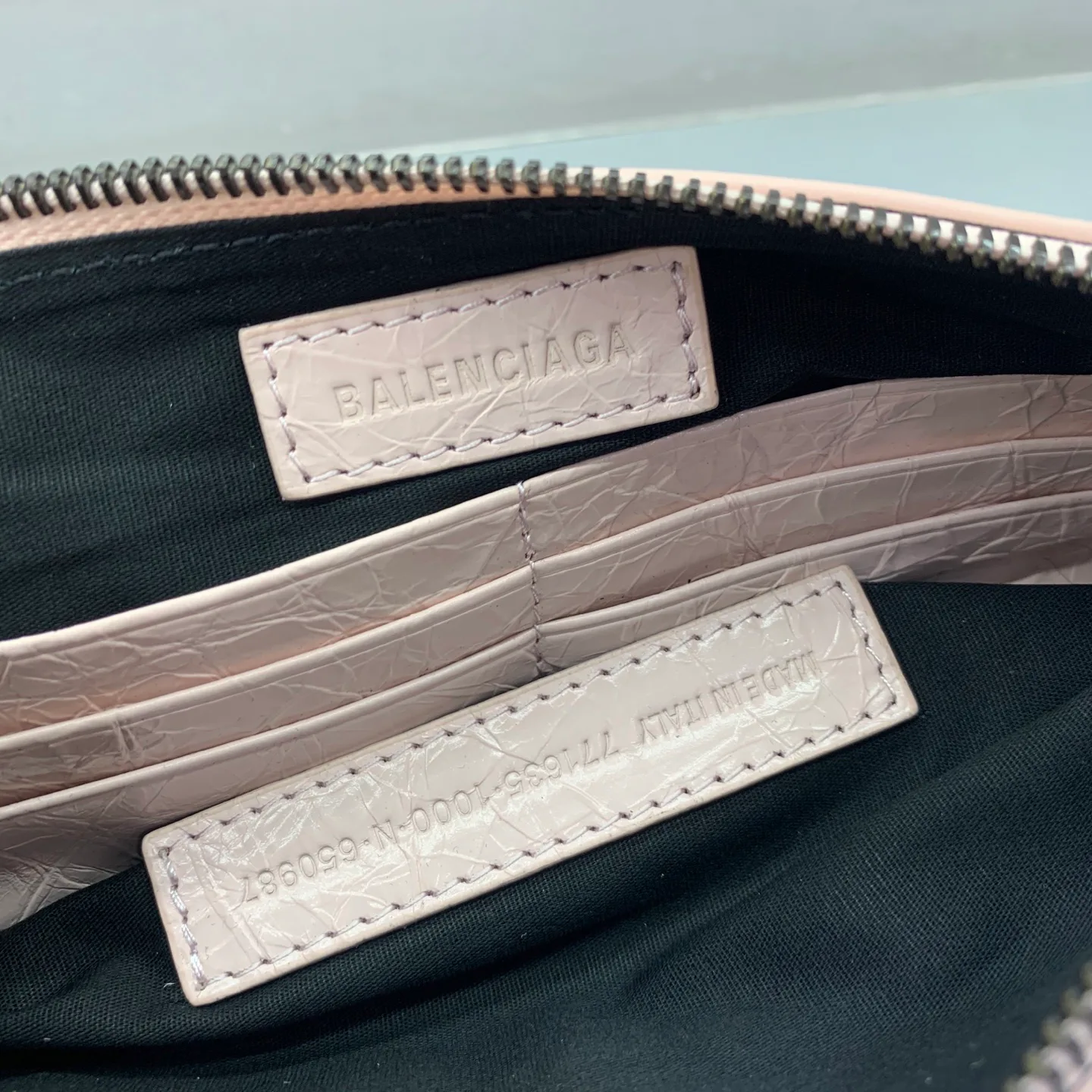 Классические Сумки Женские Balenciaga 18135877
