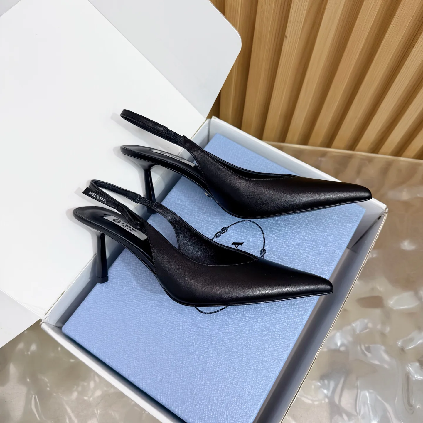 Туфли Женские Prada 11411869