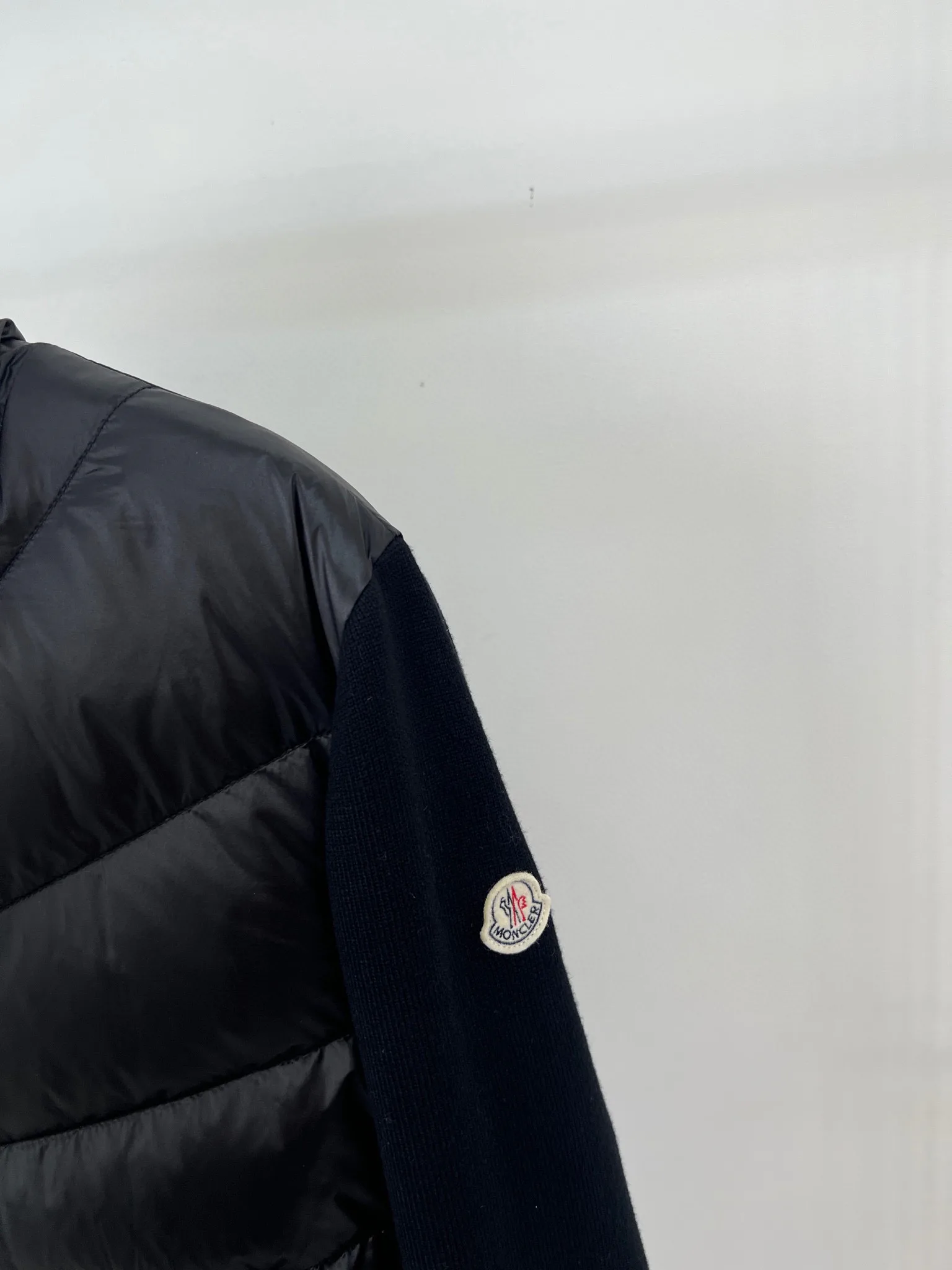 Куртки И Пуховики Женские Moncler 18415626