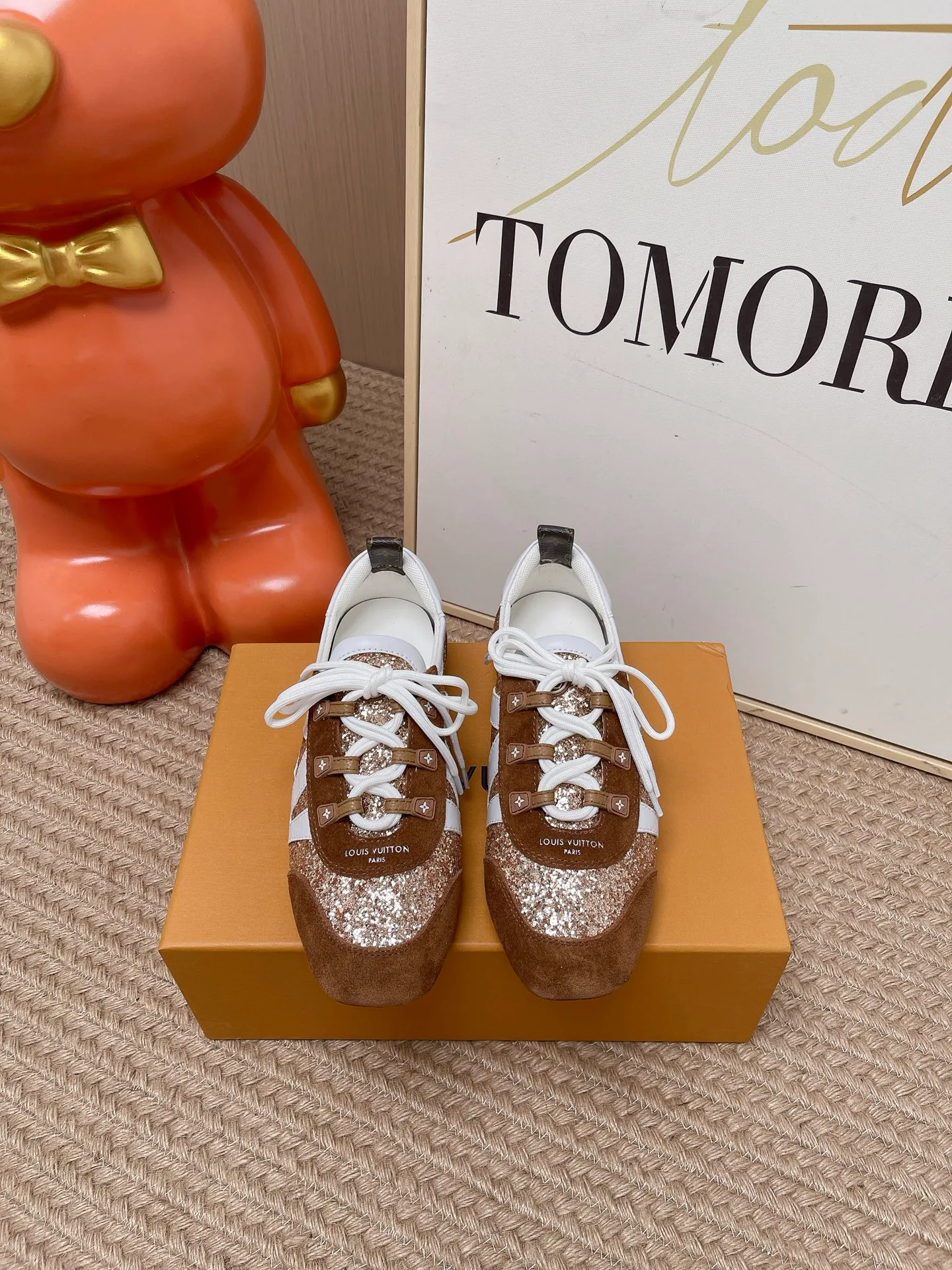 Кроссовки Женские Louis Vuitton 17449404