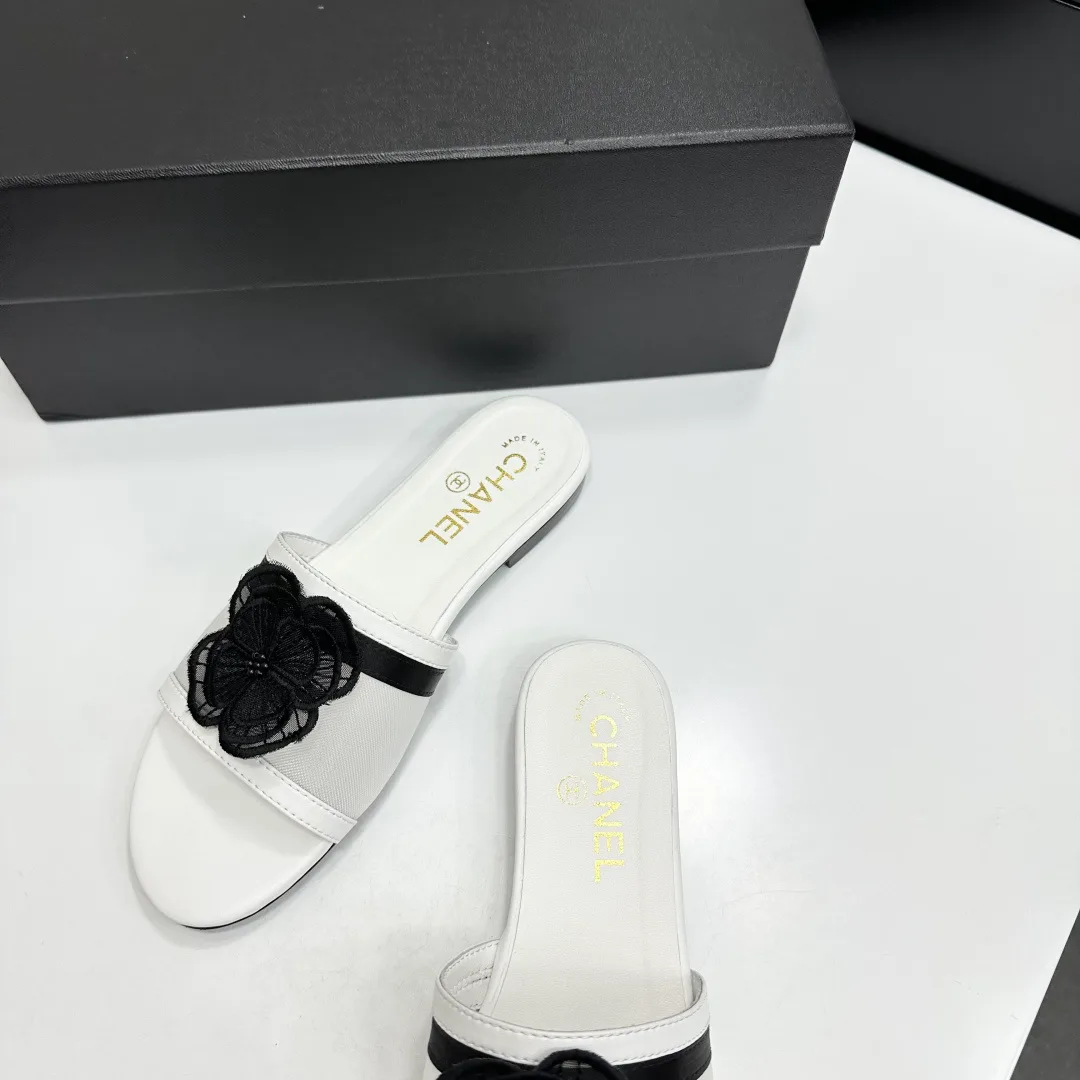 Шлепанцы Женские Chanel 11627929