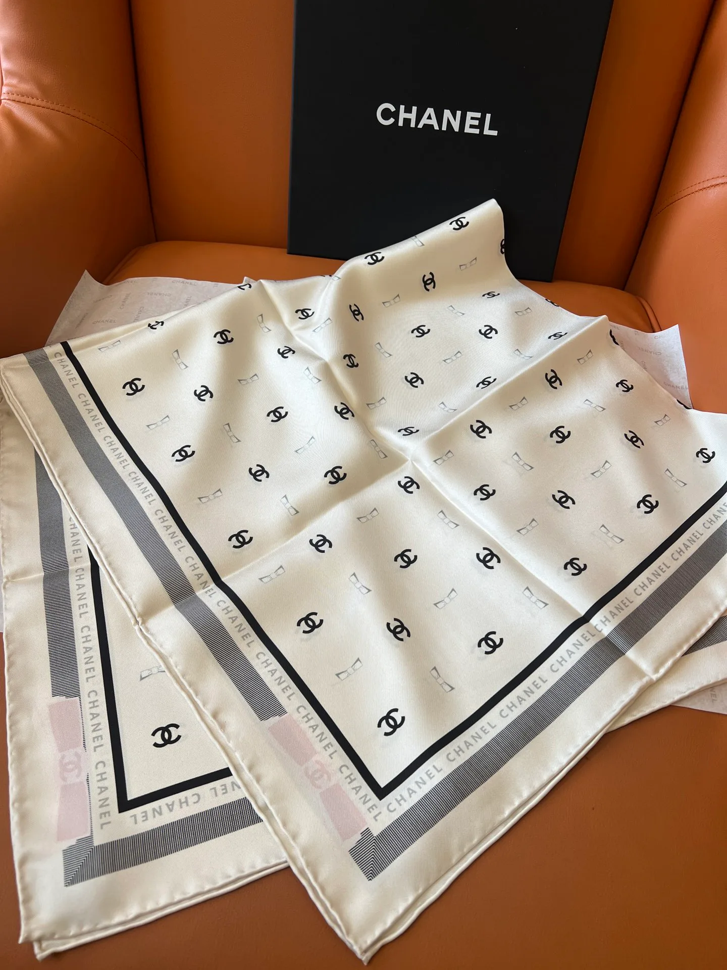 Платки Chanel 16948646