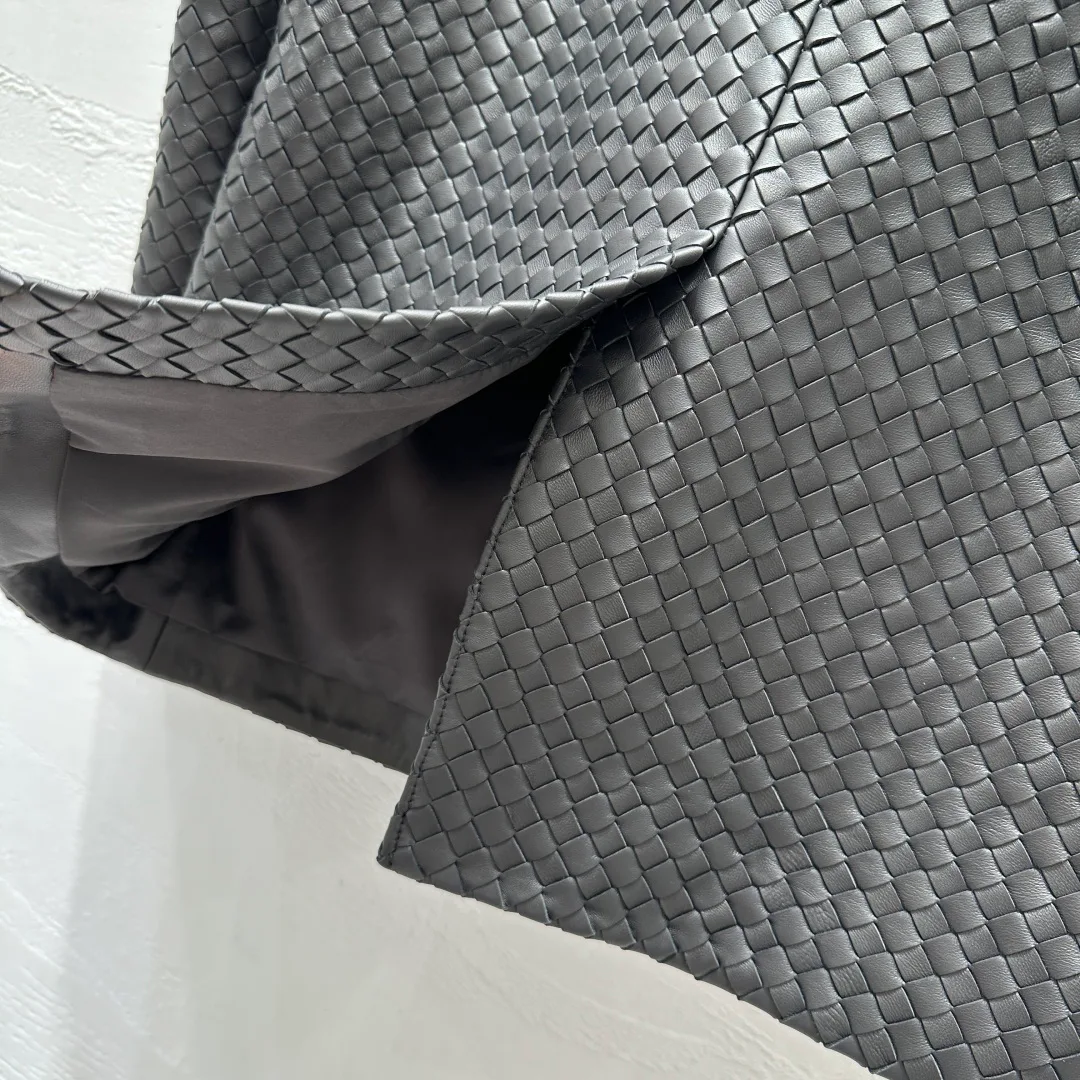 Кожаные Куртки И Дублёнки Женские Bottega Veneta 13309664