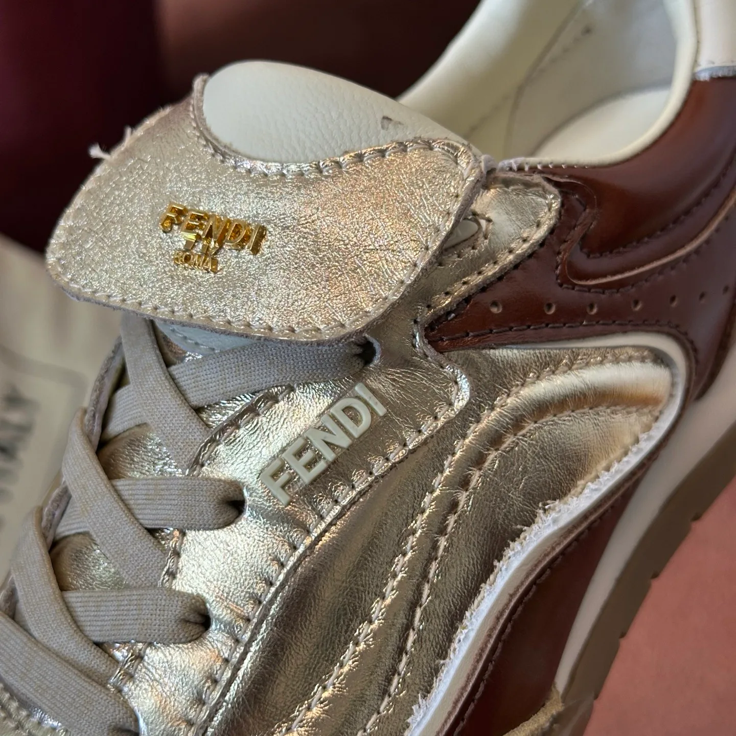 Кроссовки Женские Fendi 209438