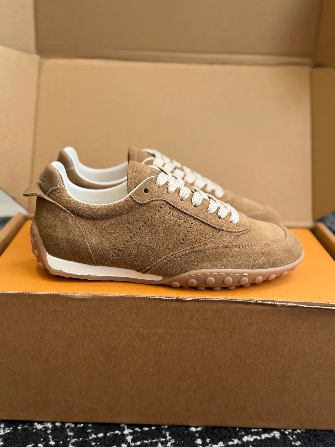 Кроссовки Женские Tod's 18409556