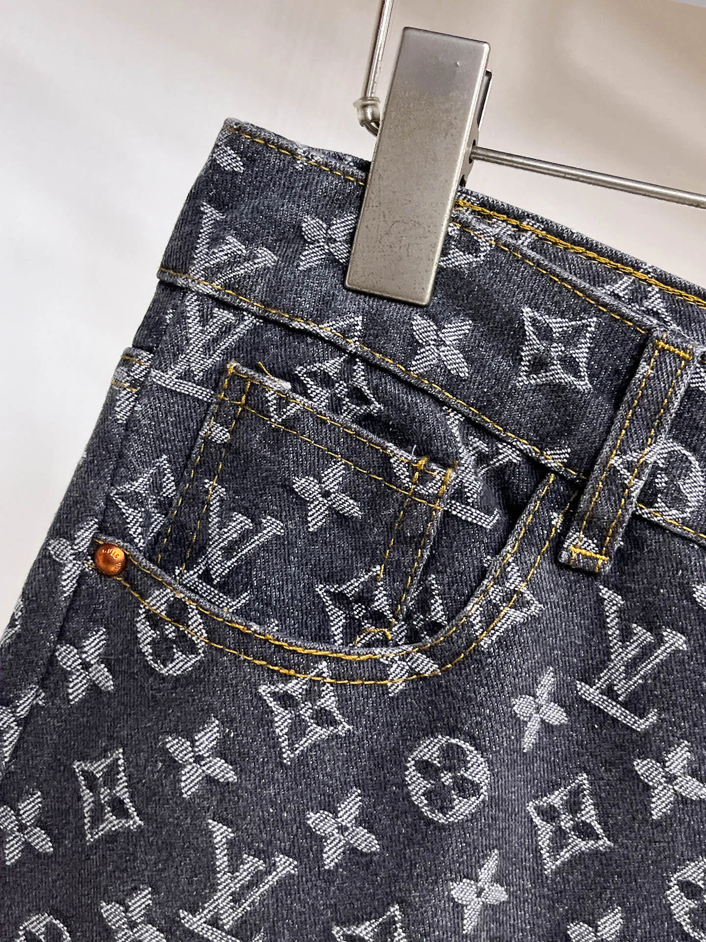 Джинсы Женские Louis Vuitton 5067159
