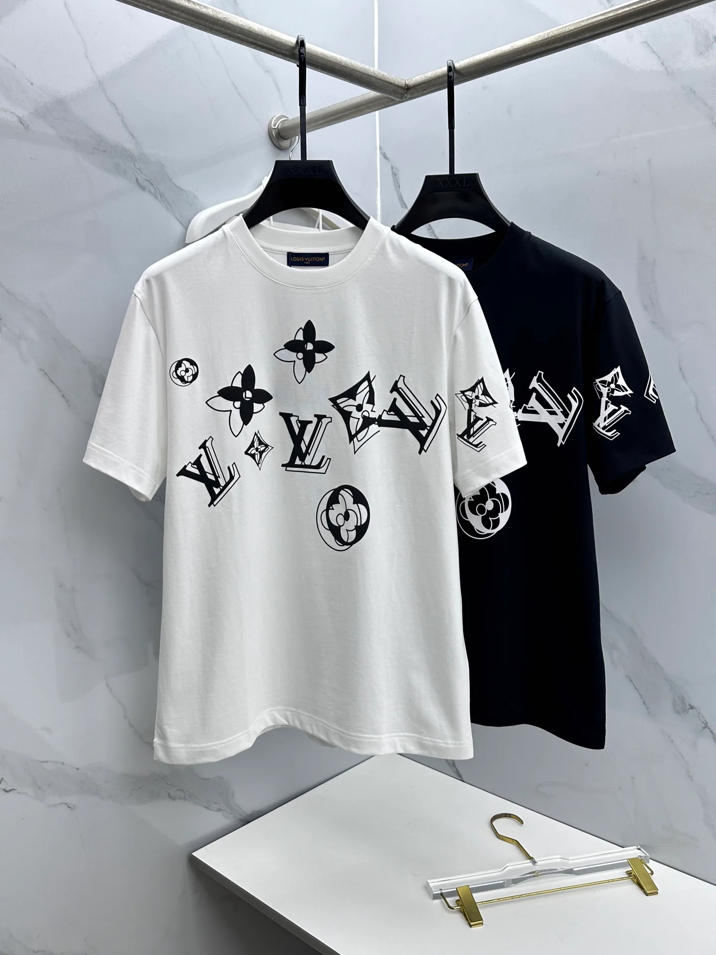 Футболки Женские Louis Vuitton 1635386