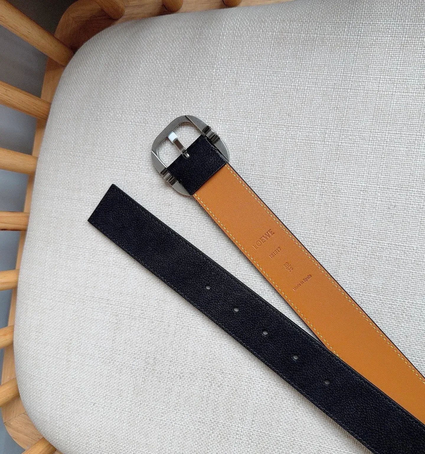 Ремни Loewe 5076017