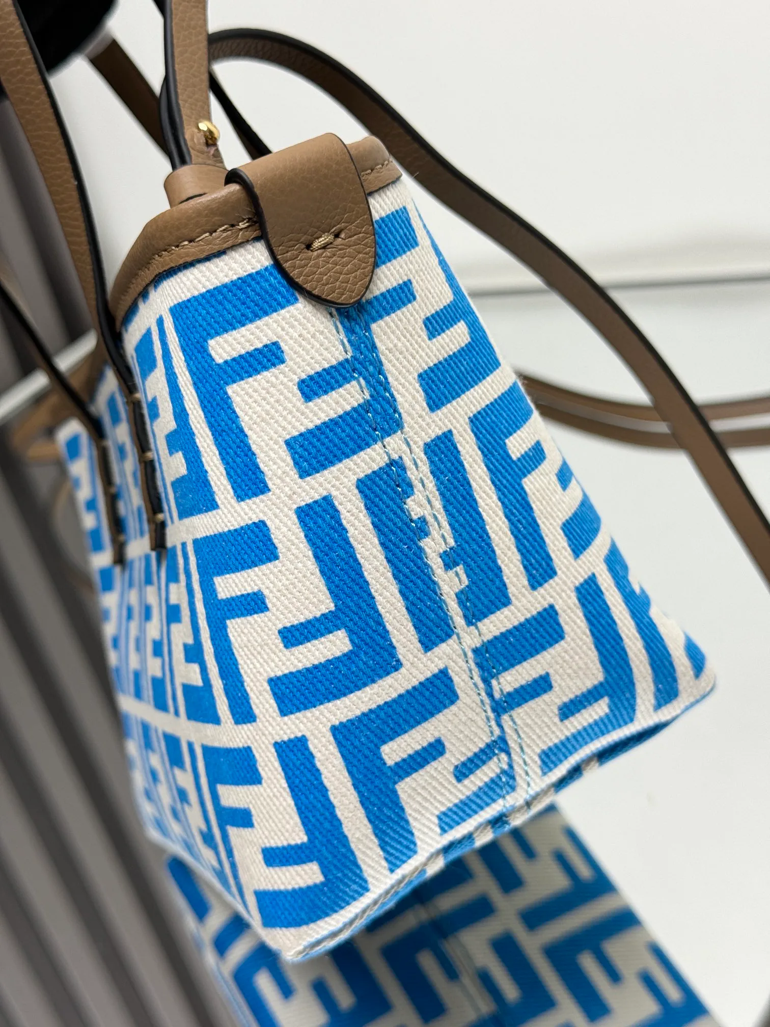 Классические Сумки Женские Fendi 13234546